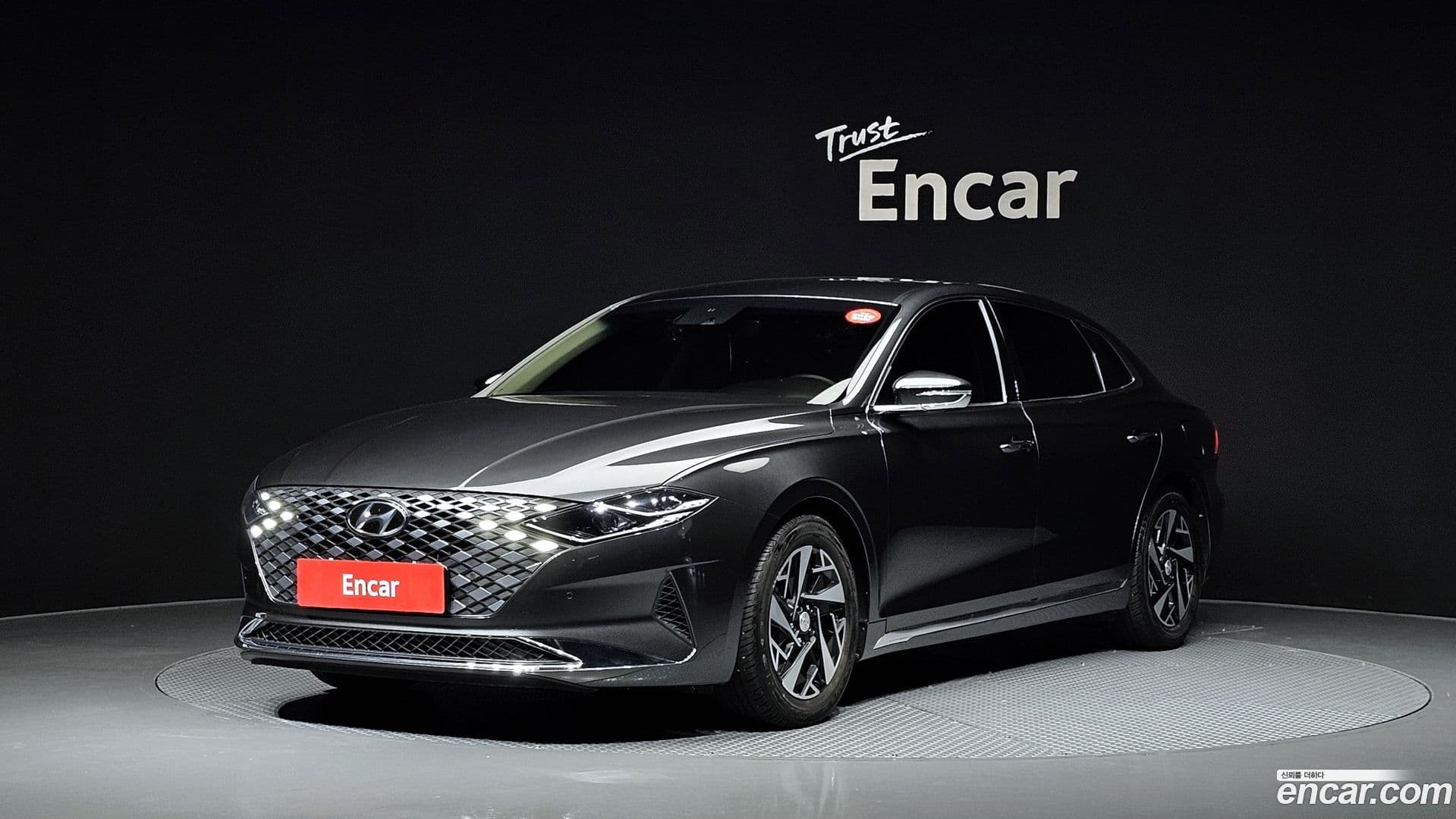 Main__Slider__Photo:Grandeur Hyundai 2020.2-0