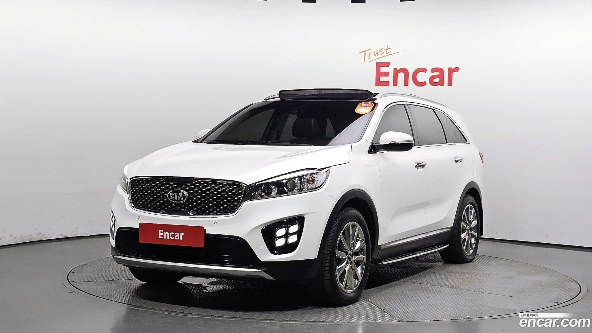 Main__Slider__Photo:Sorento Kia 2016.9-0