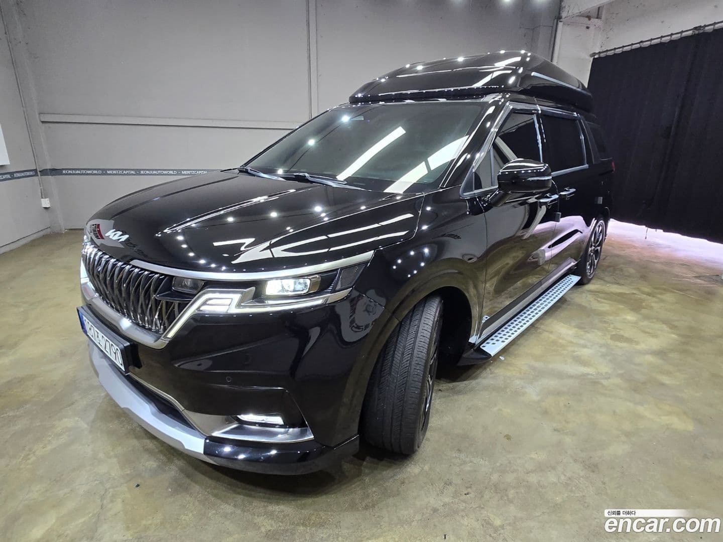 Main__Slider__Photo:Canival Kia 2022.4-0