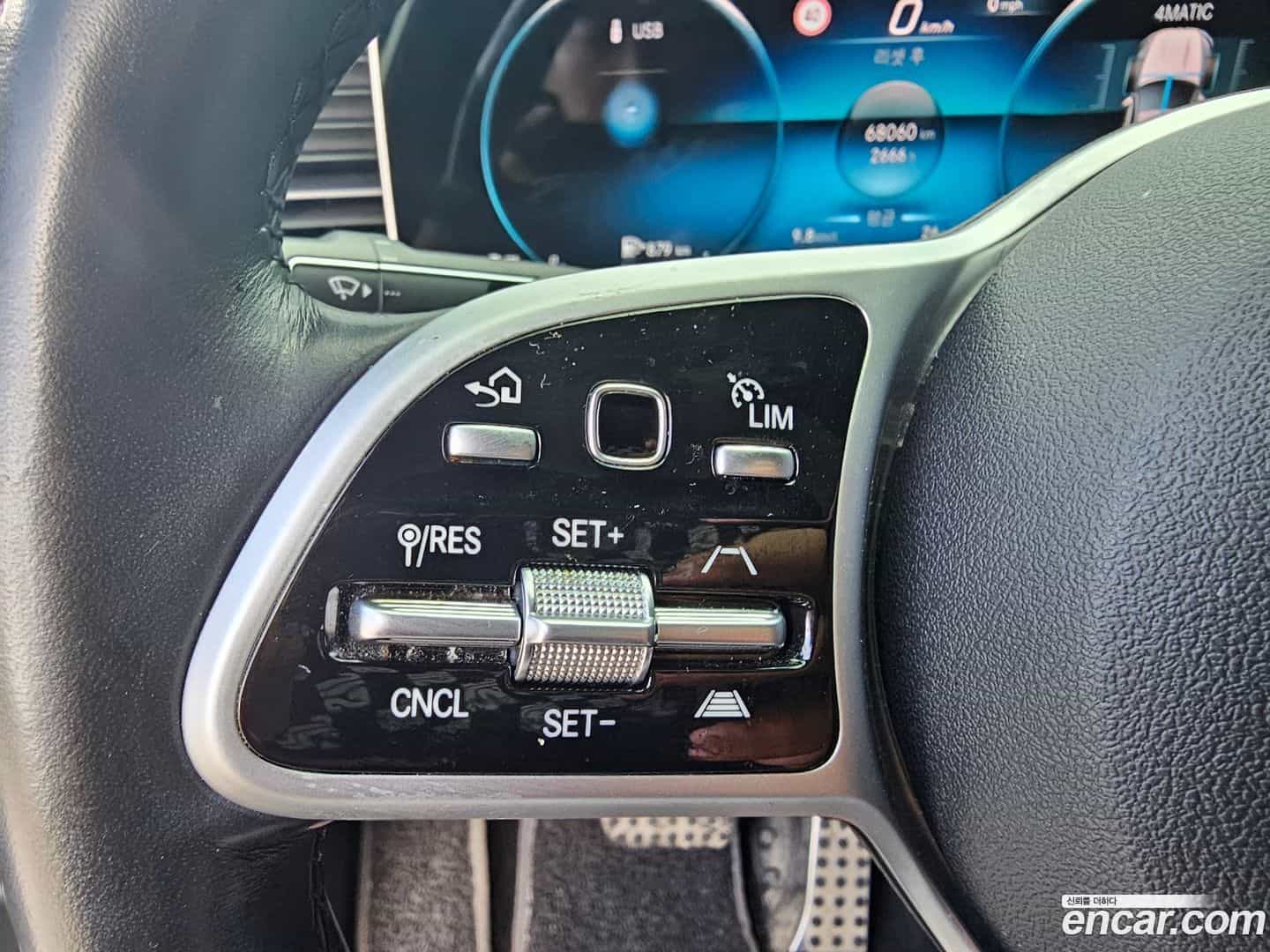GLE-Class Mercedes-Benz 2021.1-OPTION-017