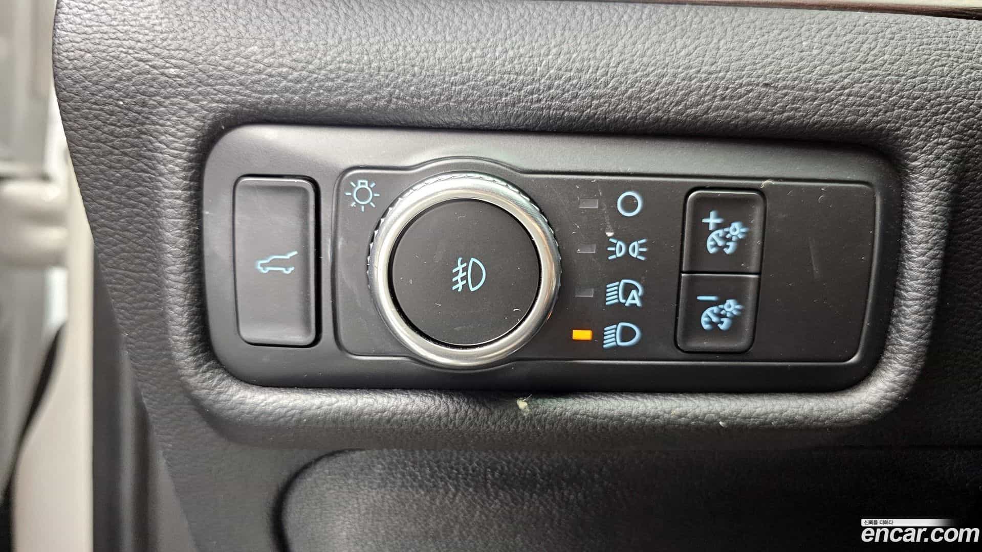 Explorer Ford 2020.10-OPTION-021