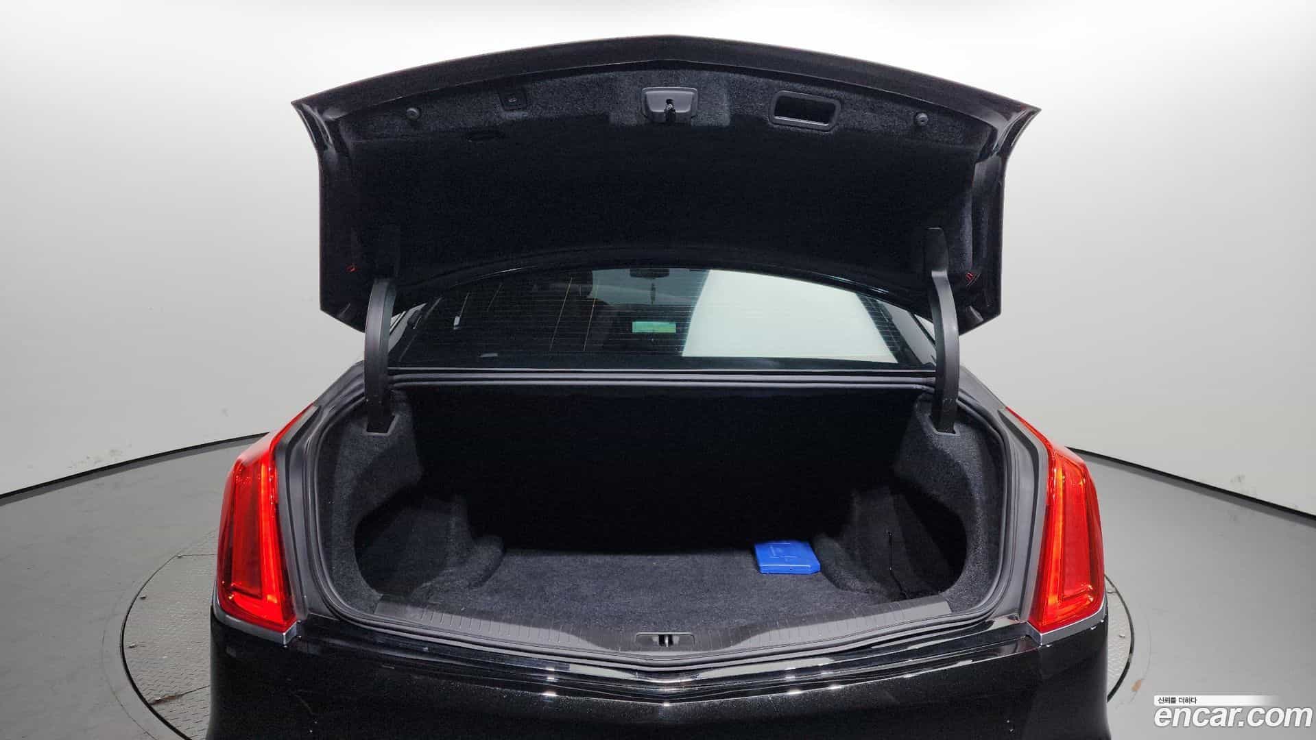 CT6 Cadillac 2016.8-OPTION-024