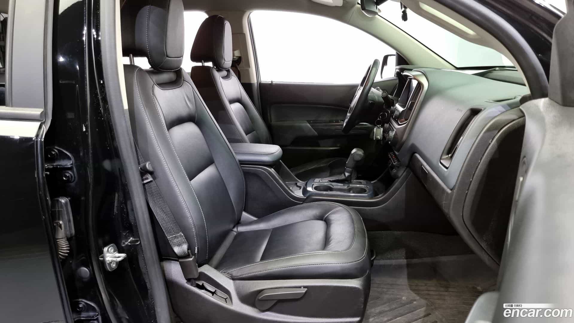 Colorado Chevrolet 2020.10-INNER-010