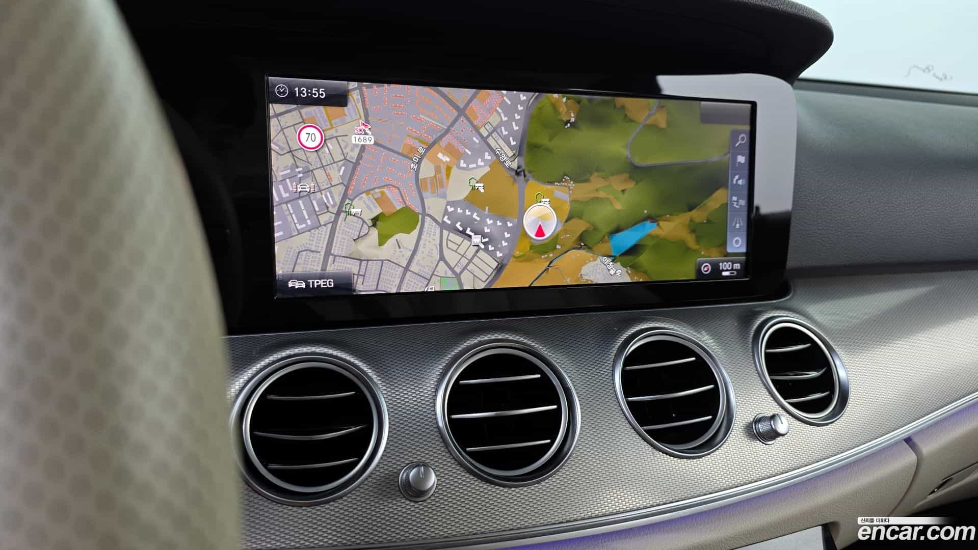 E-Class Mercedes-Benz 2018.2-OPTION-18