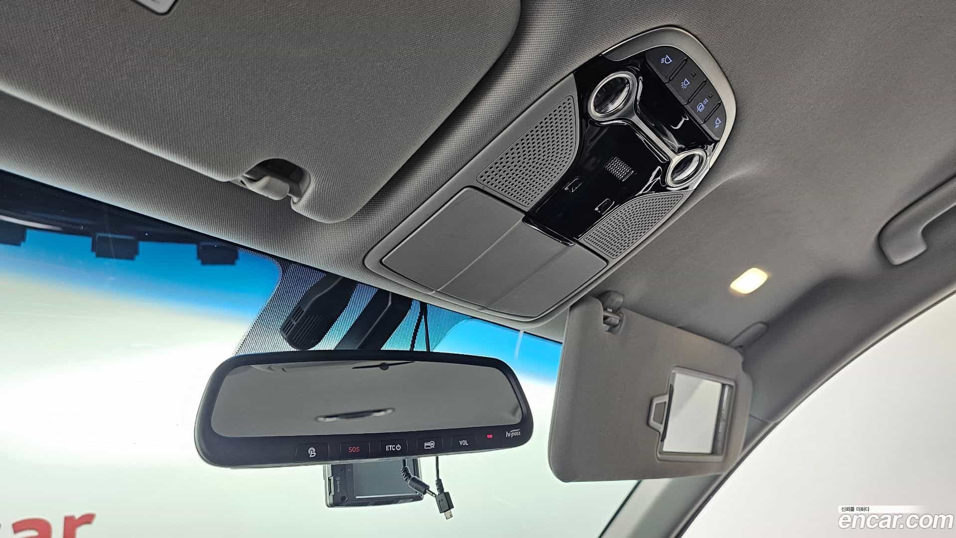 Grandeur Hyundai 2018.3-OPTION-021