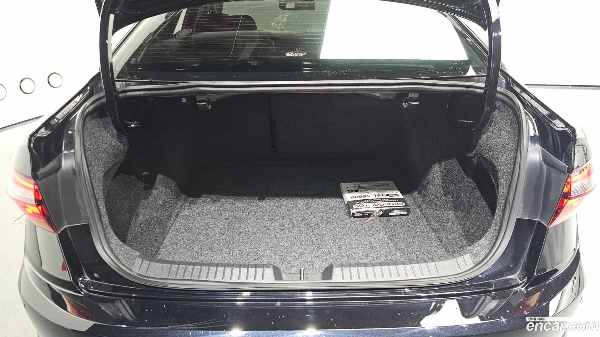 Jetta Volkswagen 2020.11-OPTION-024