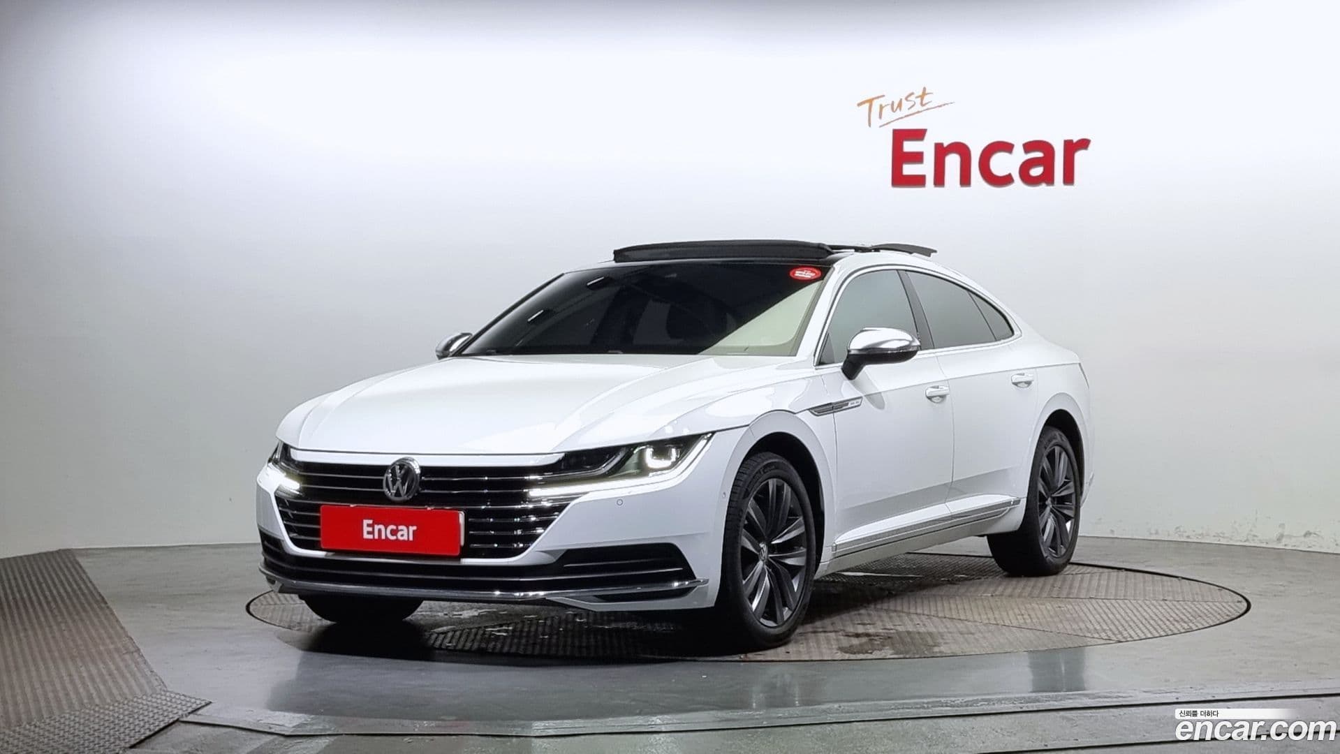 Main__Slider__Photo:Arteon Volkswagen 2020.11-0