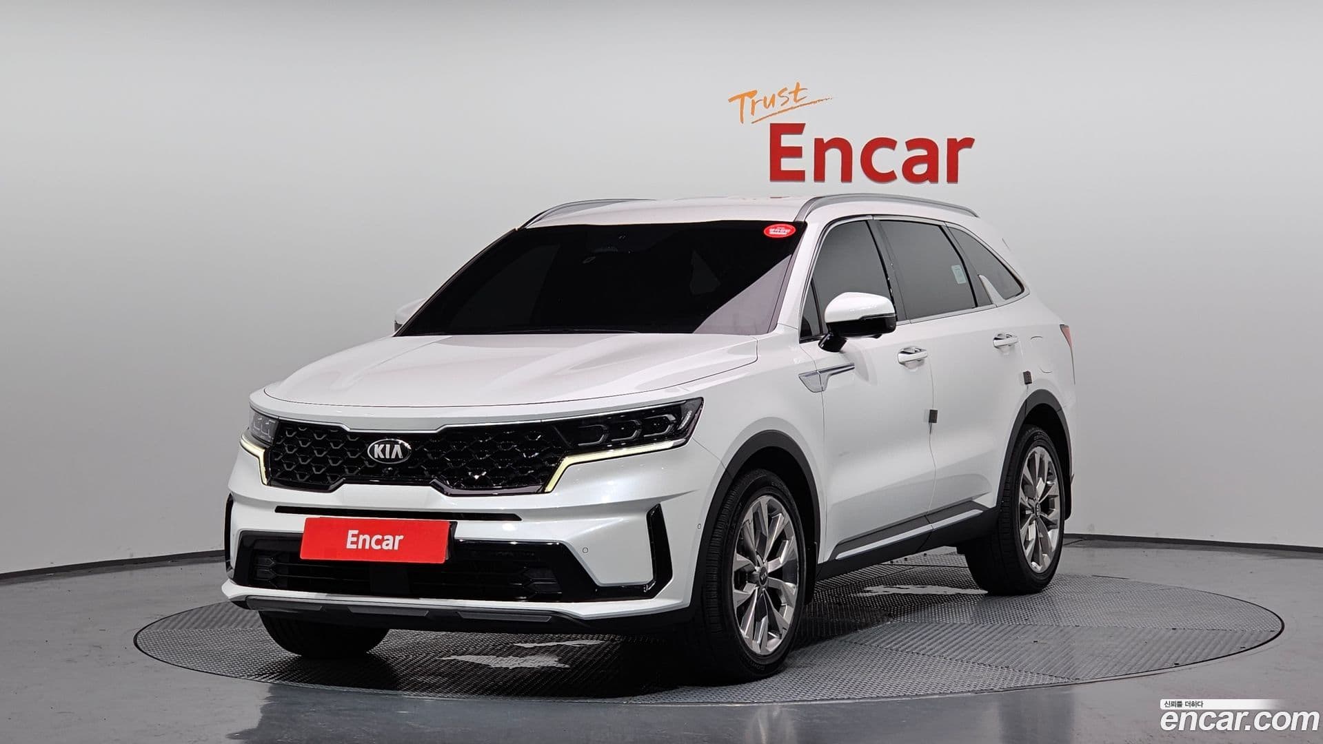 Main__Slider__Photo:Sorento Kia 2020.7-0