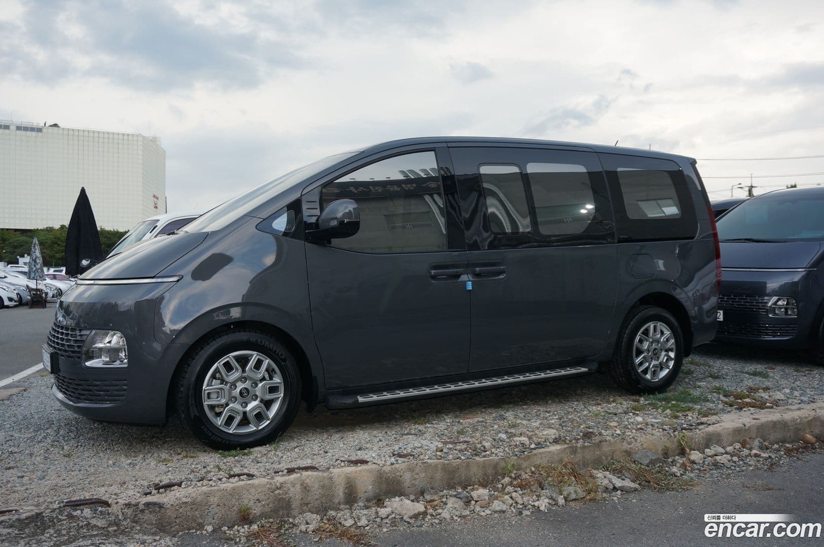 Main__Slider__Photo:Staria Hyundai 2024.10-0