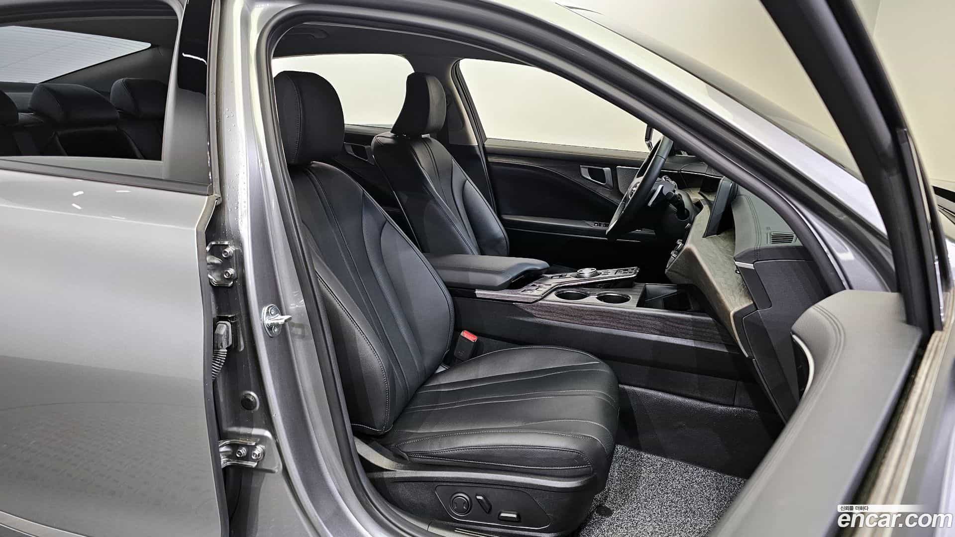 K8 Kia 2024.5-OPTION-016