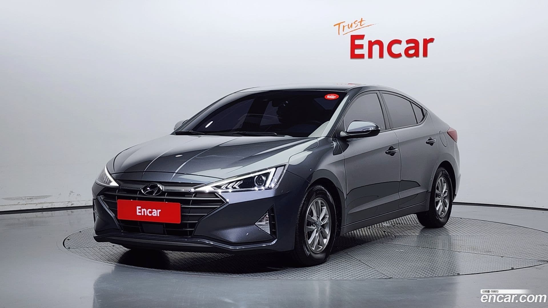 Main__Slider__Photo:AVANTE Hyundai 2019.1-0