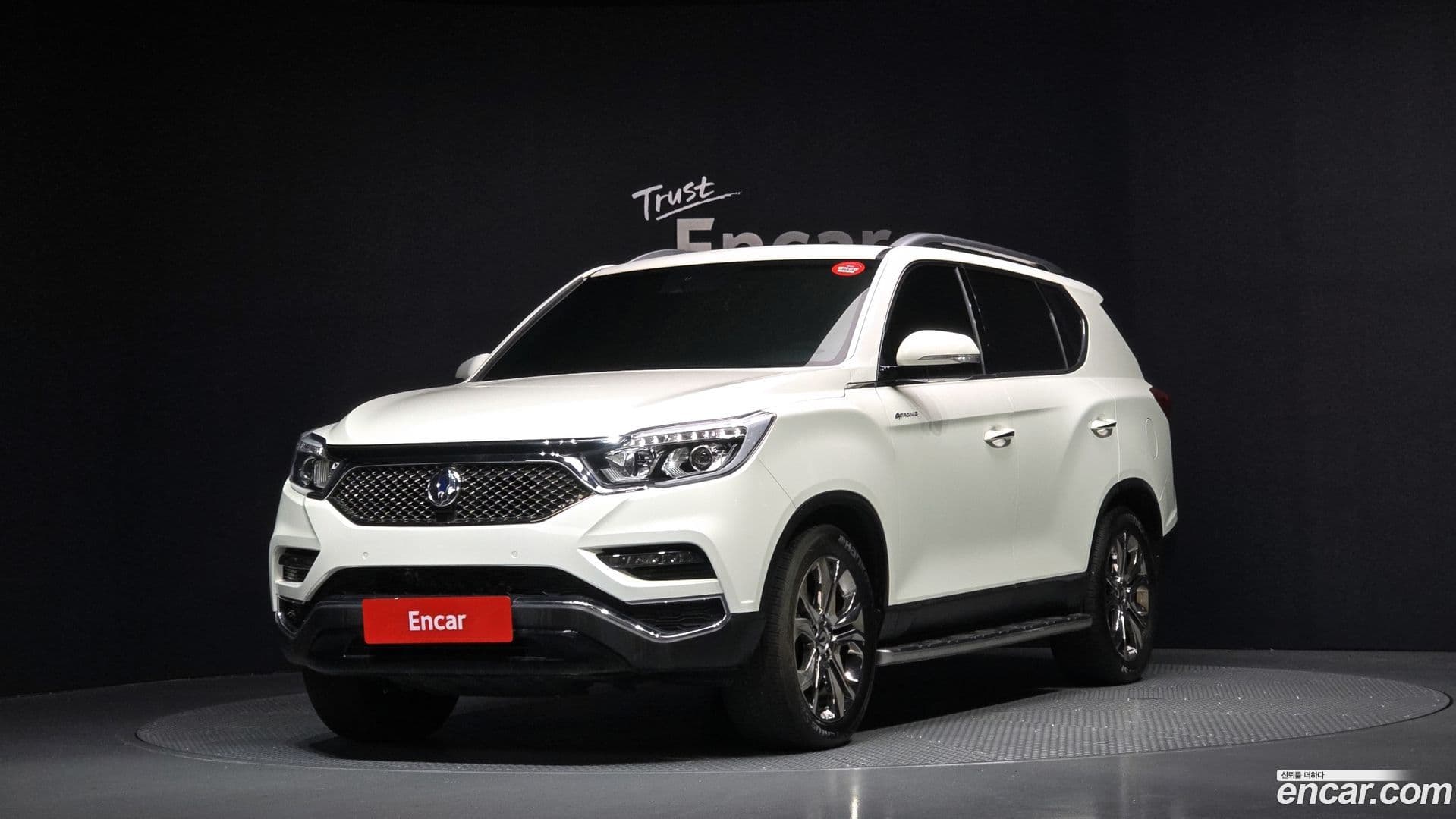 Main__Slider__Photo:Rexton KG Mobility 2018.7-0