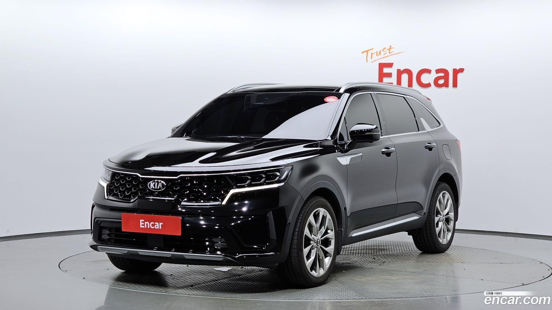 Main__Slider__Photo:Sorento Kia 2020.3-0