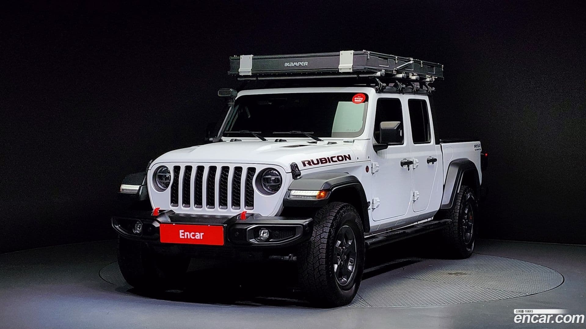 Main__Slider__Photo:Gladiator Jeep 2021.6-0