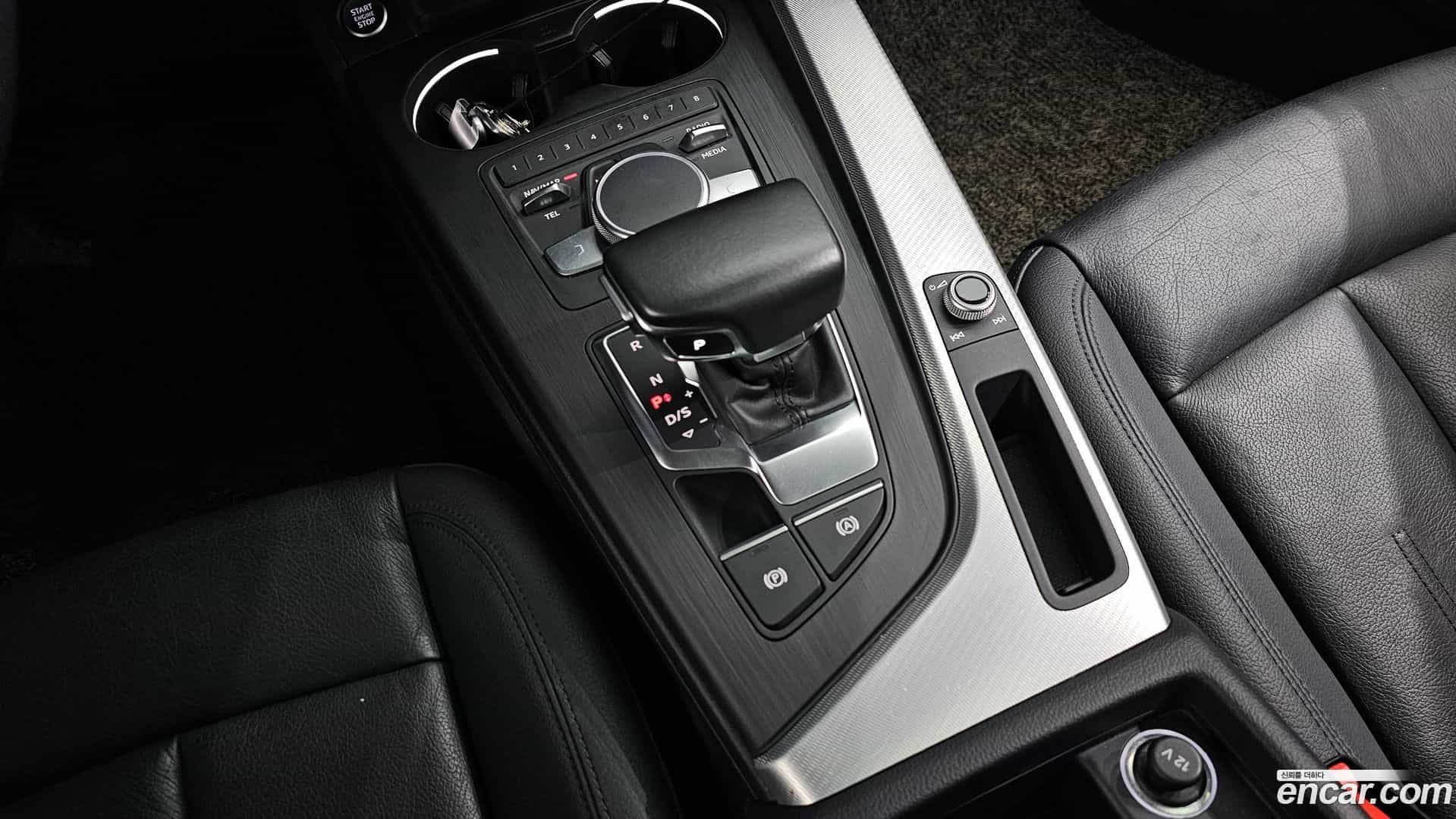 A4 Audi 2019.10-INNER-009