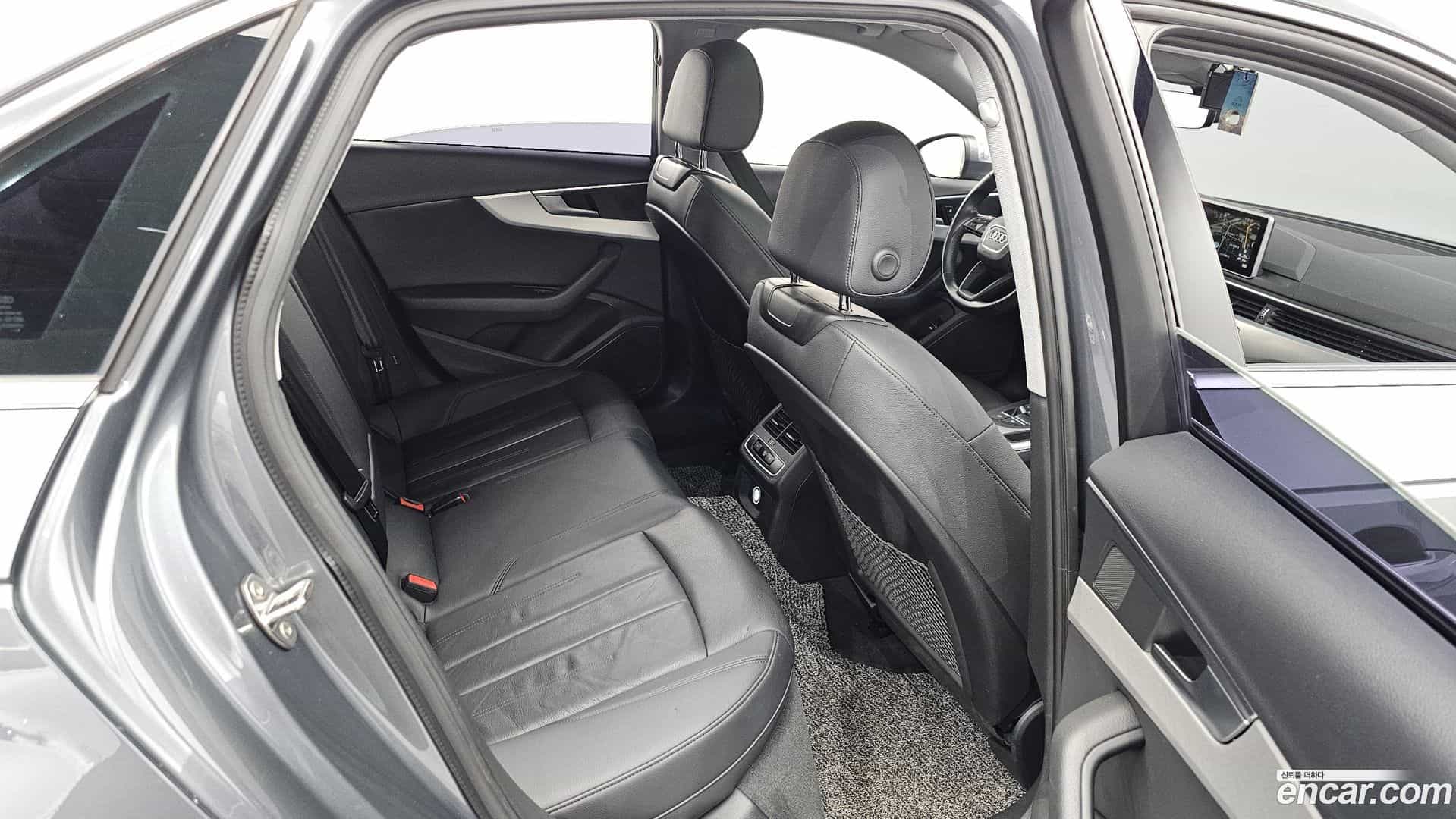 A4 Audi 2019.10-OPTION-016