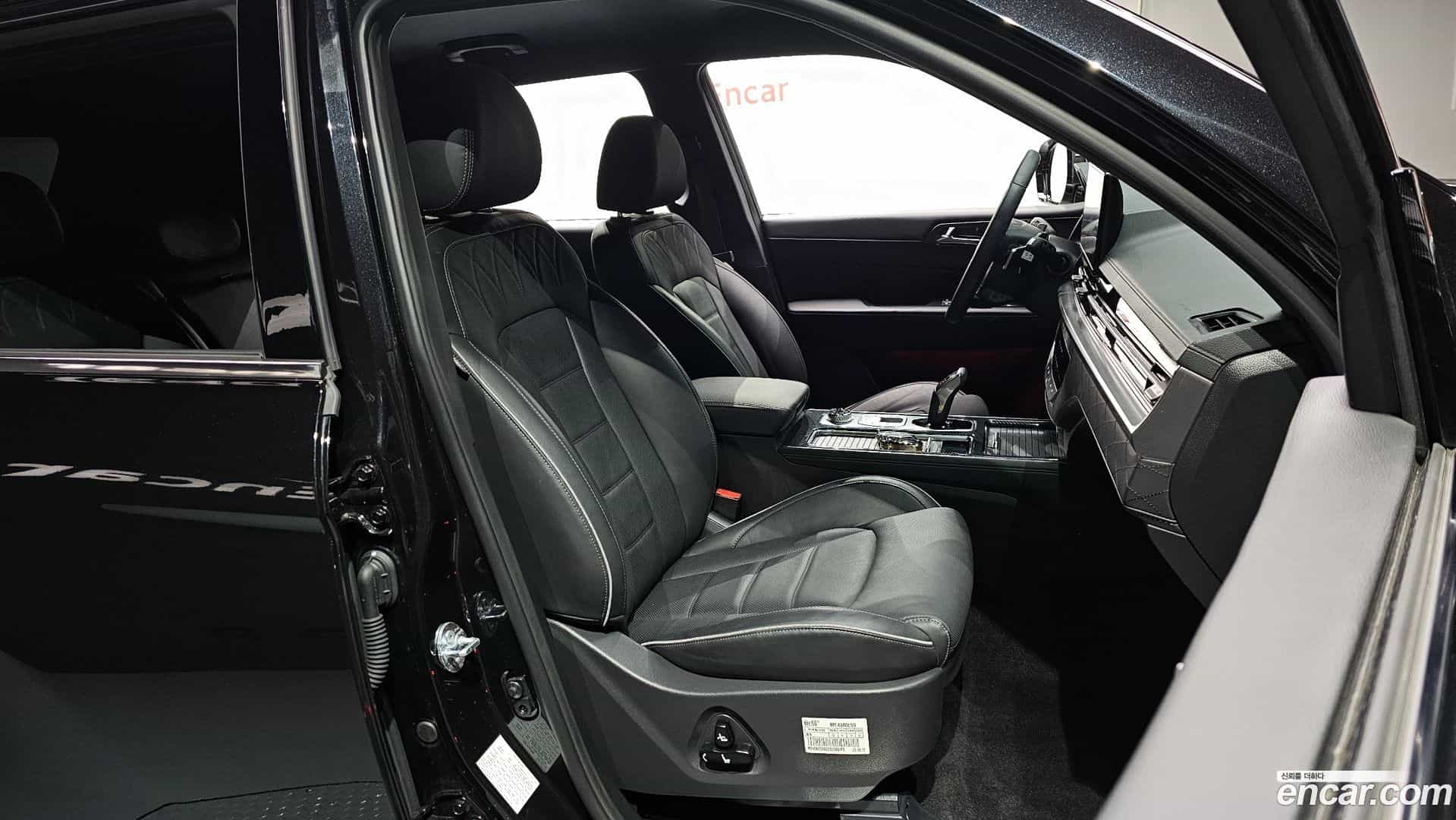 Rexton KG Mobility 2023.6-INNER-010