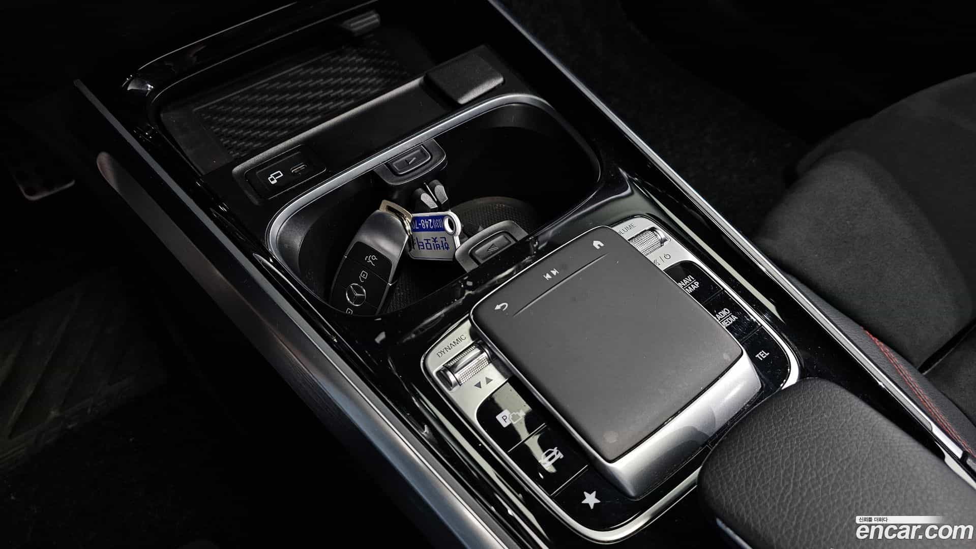GLB-Class Mercedes-Benz 2020.9-OPTION-022