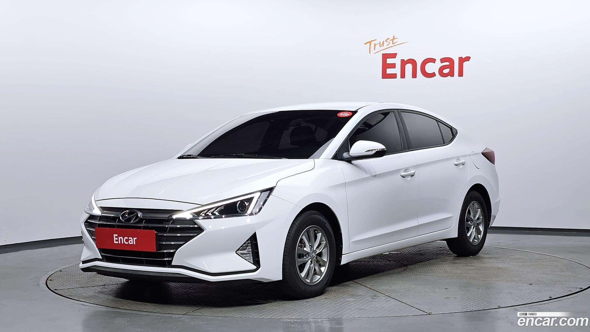 Main__Slider__Photo:AVANTE Hyundai 2019.11-0