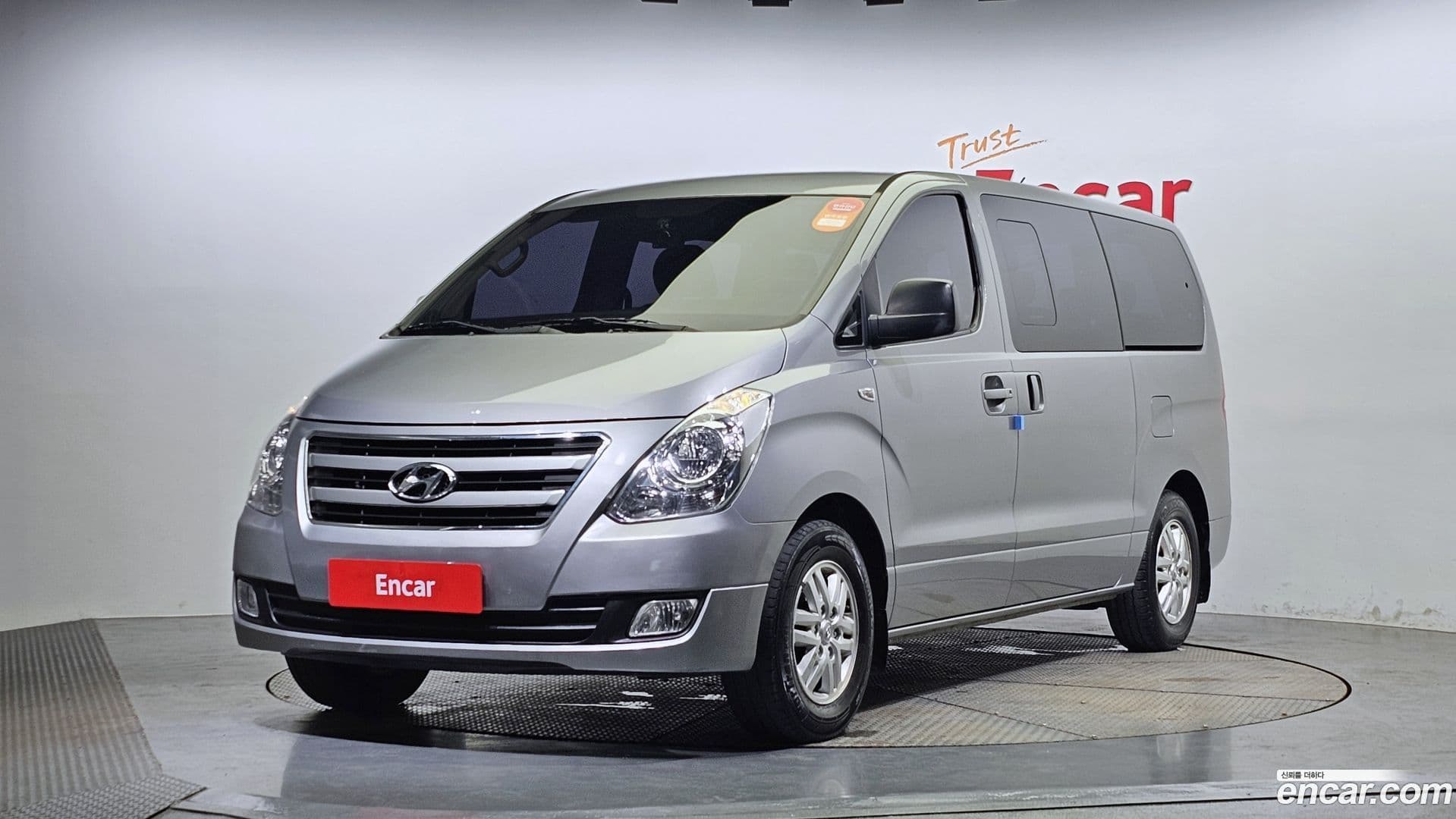 Main__Slider__Photo:Starex Hyundai 2017.0-0