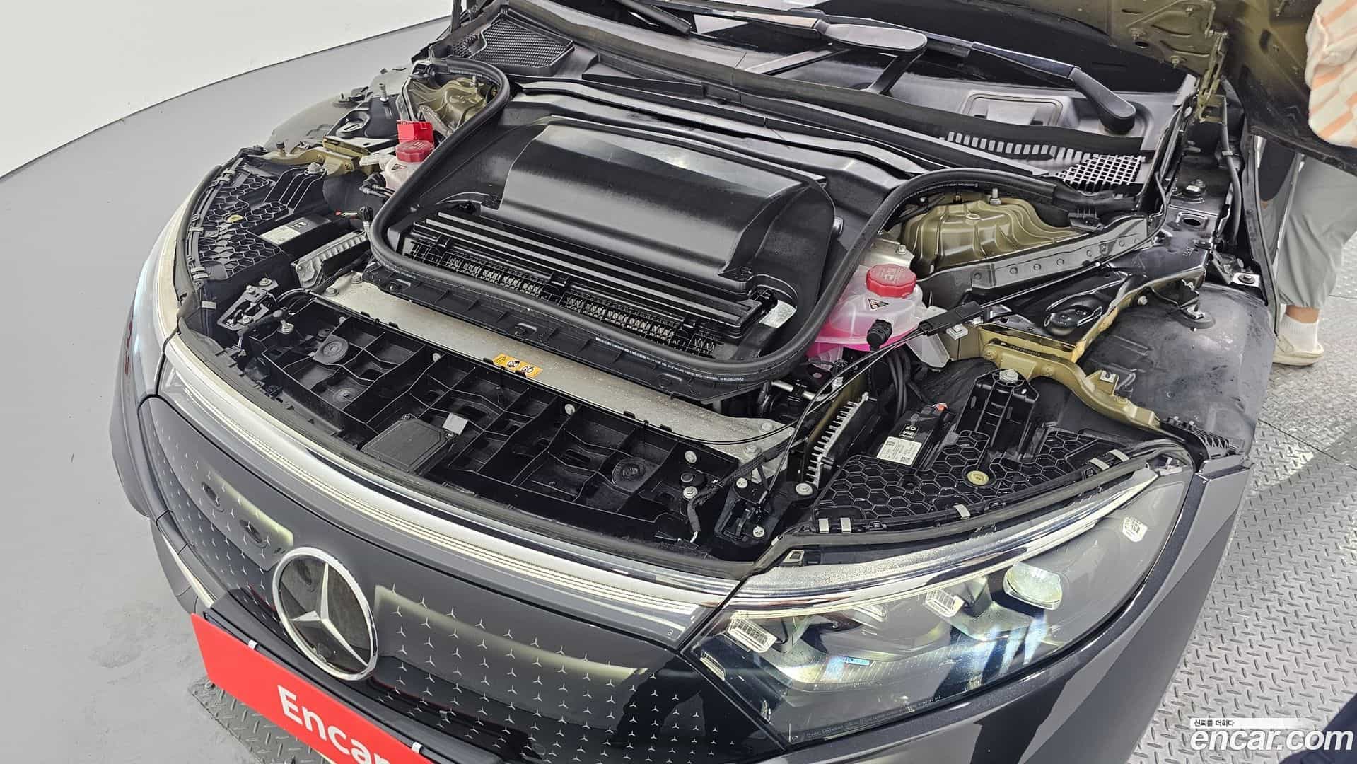 EQS Mercedes-Benz 2022.7-INNER-006