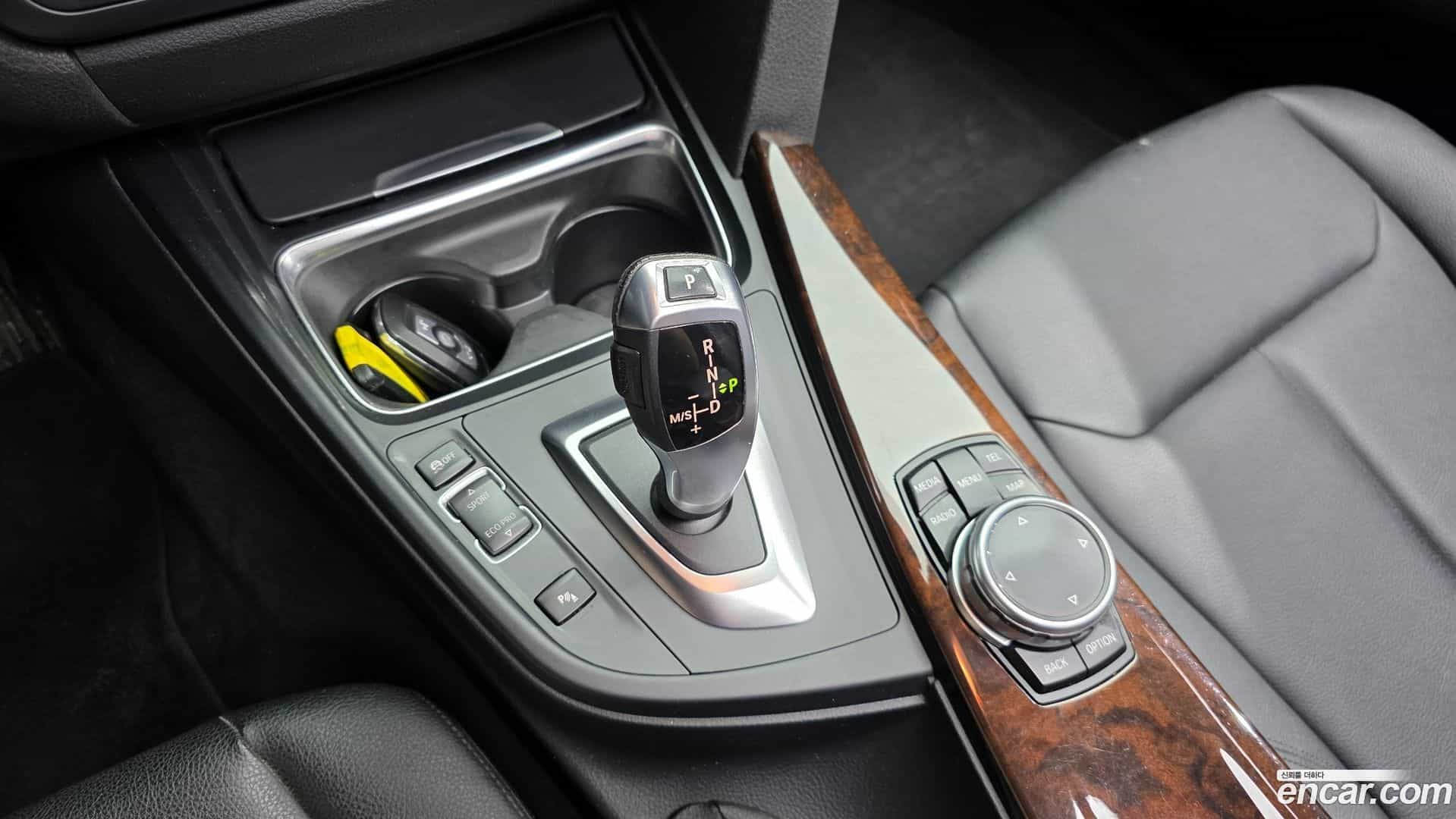 Gran Turismo BMW 2015.4-INNER-009