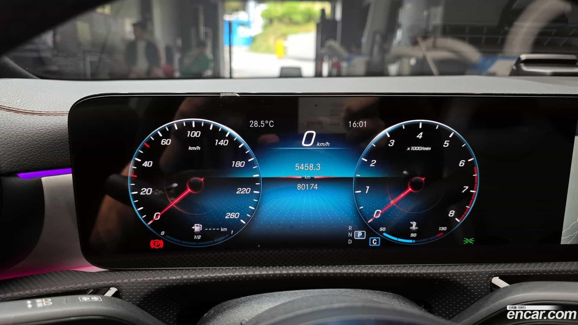 CLA-Class Mercedes-Benz 2023.3-INNER-008