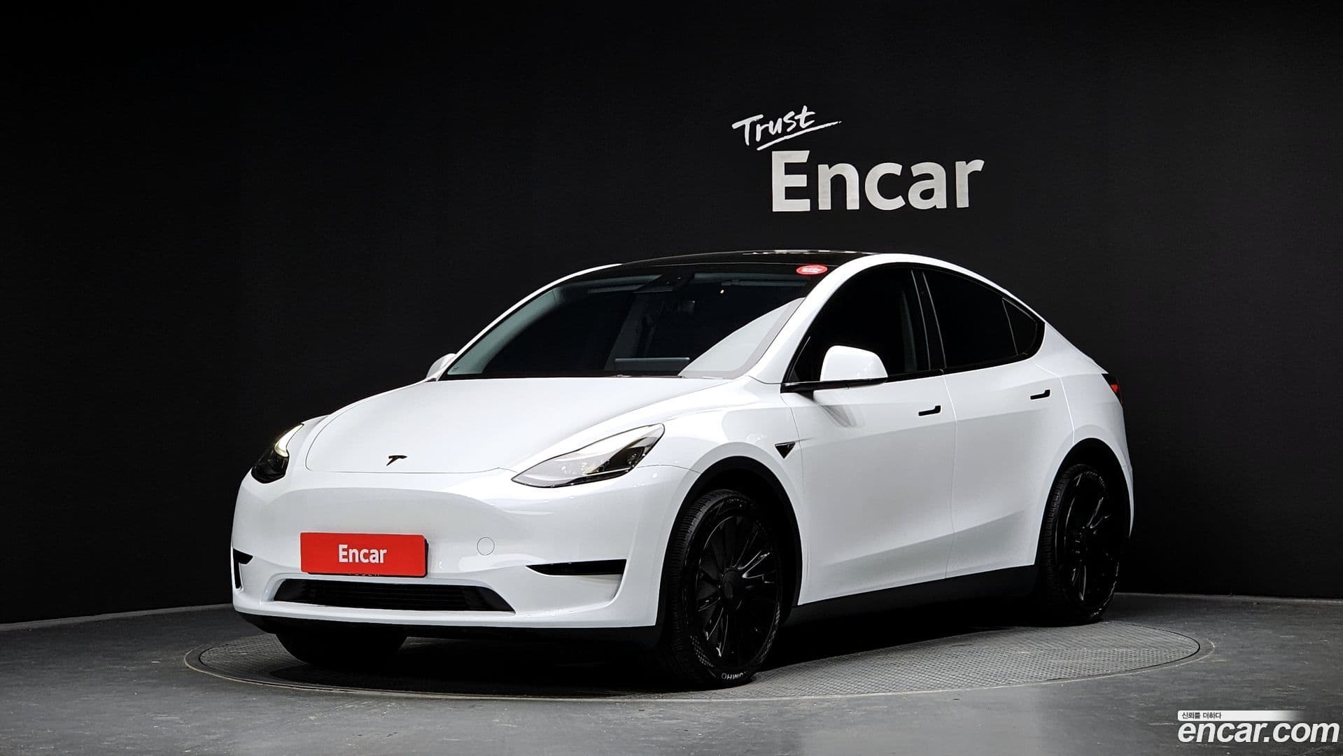 Main__Slider__Photo:Model Y Tesla 2024.2-0