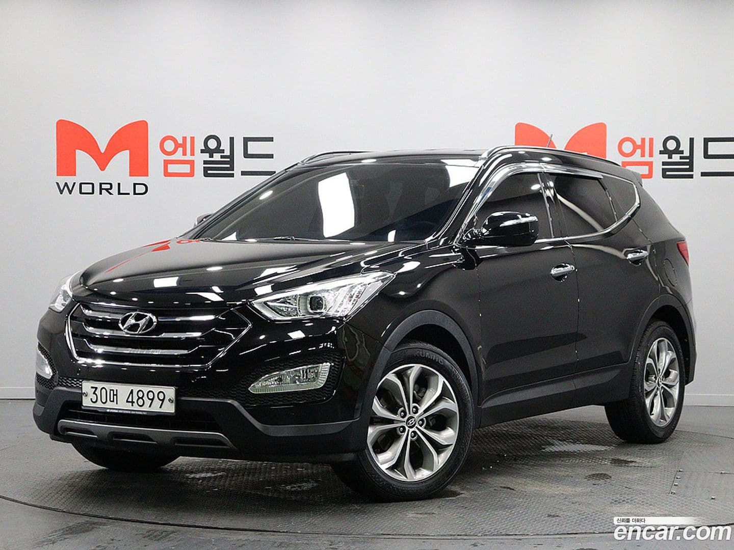 Main__Slider__Photo:Santafe Hyundai 2014.0-0