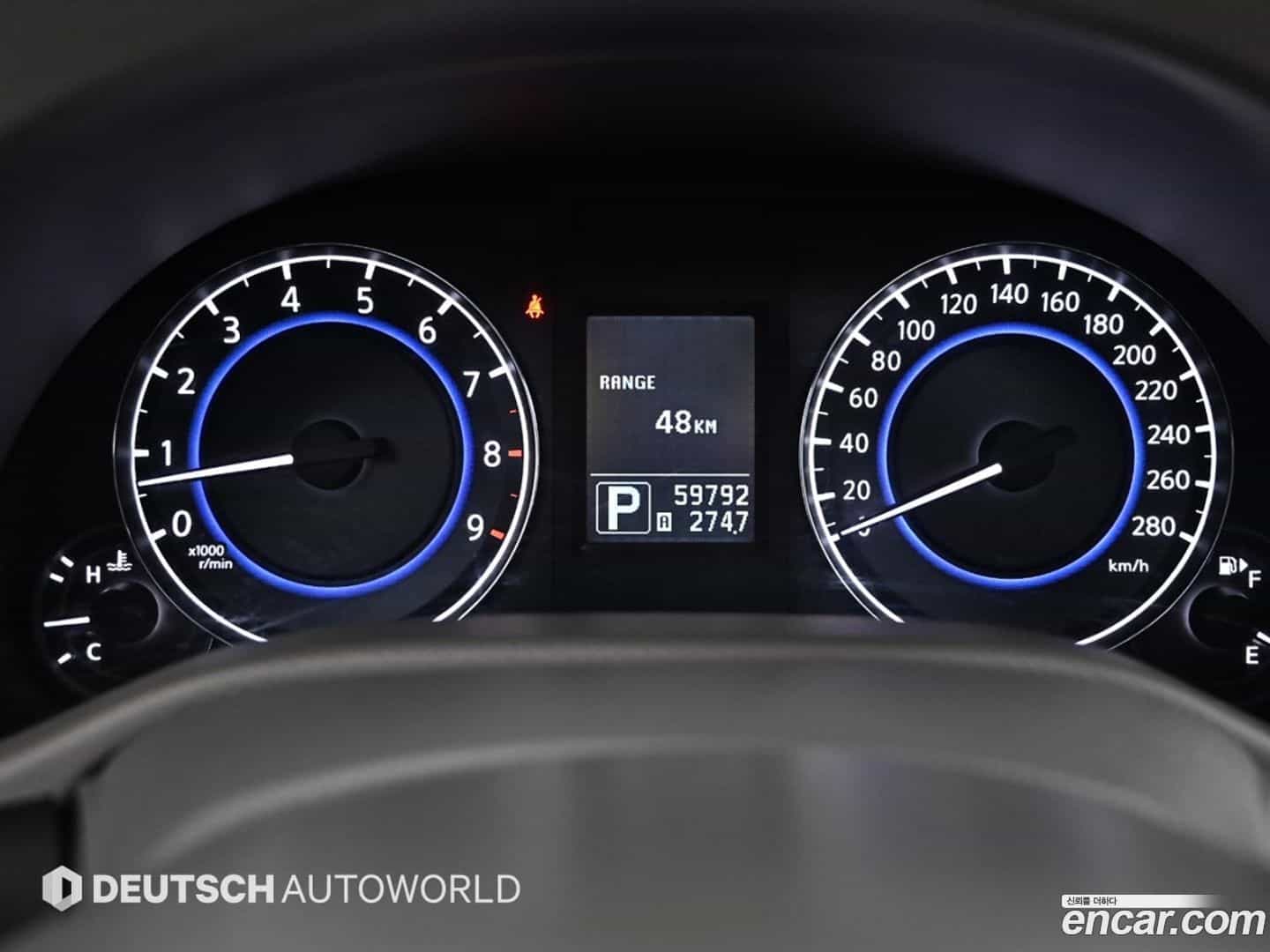 Q60 Infiniti 2014.6-INNER-008