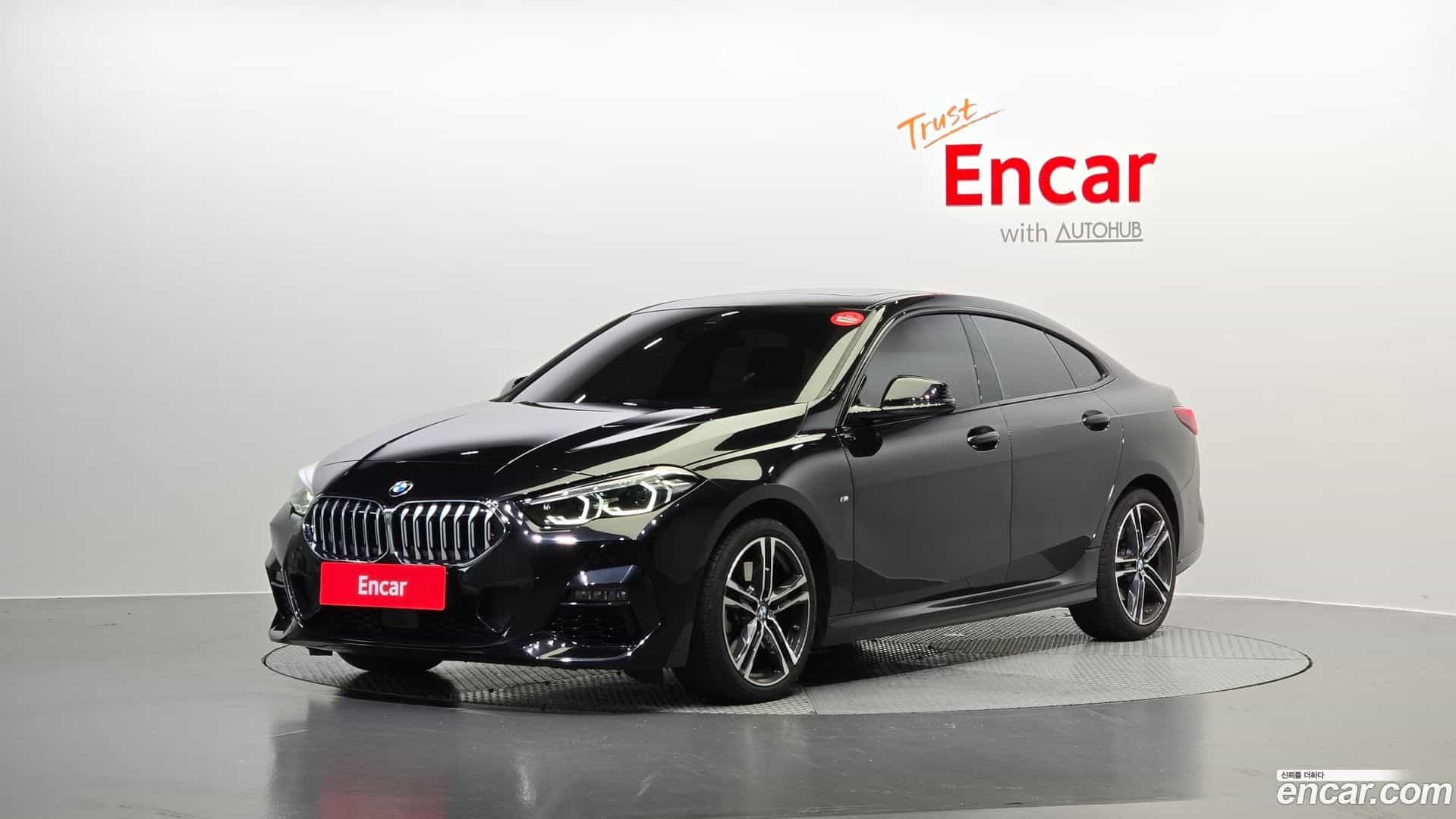 2-Series BMW 2023.10-OUTER-001
