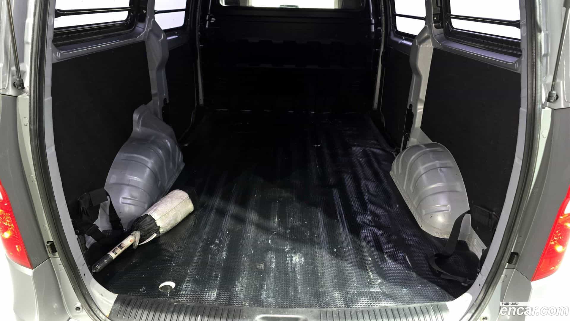 Starex Hyundai 2019.6-OPTION-023