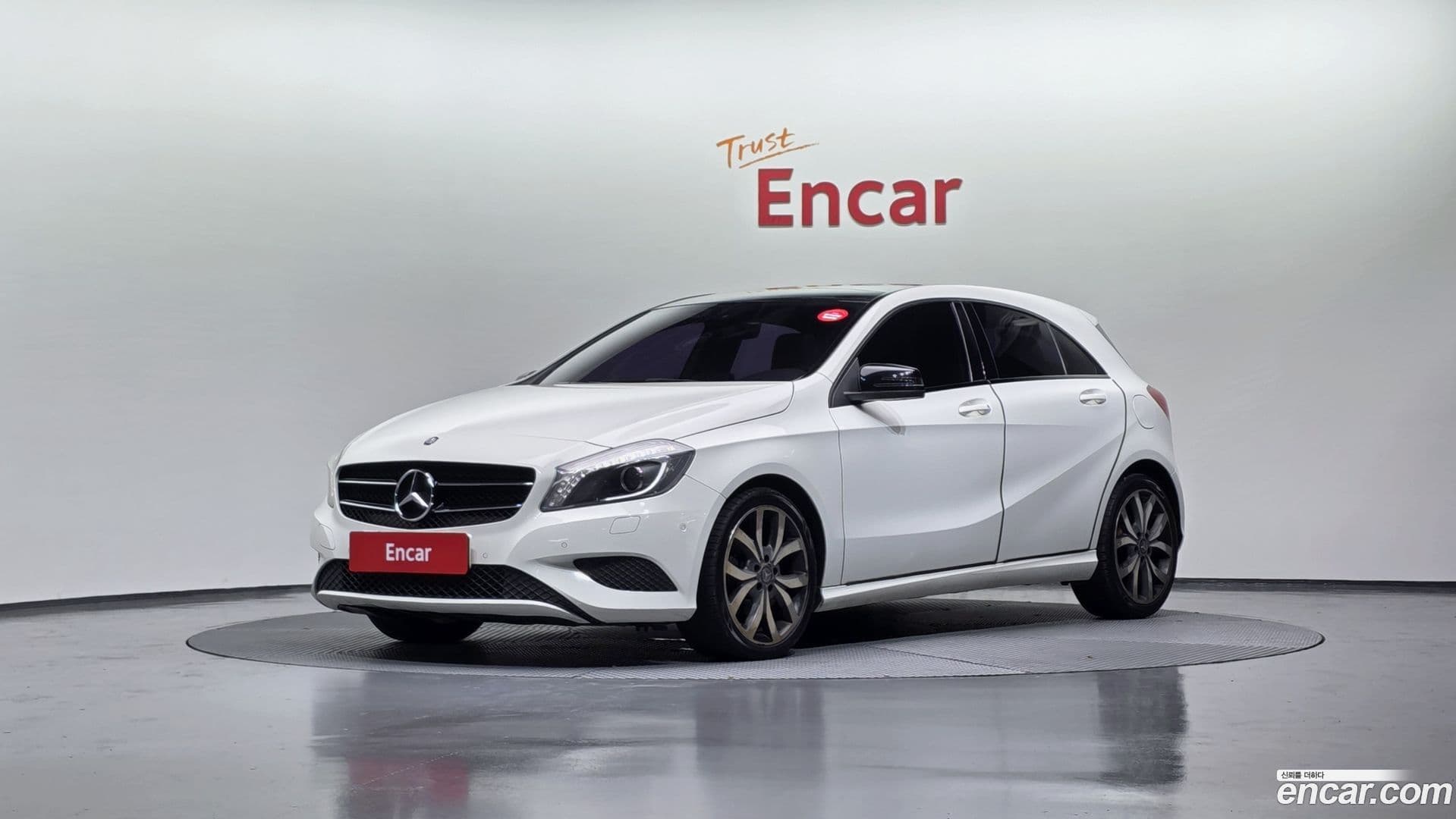 Main__Slider__Photo:A-Class Mercedes-Benz 2013.10-0