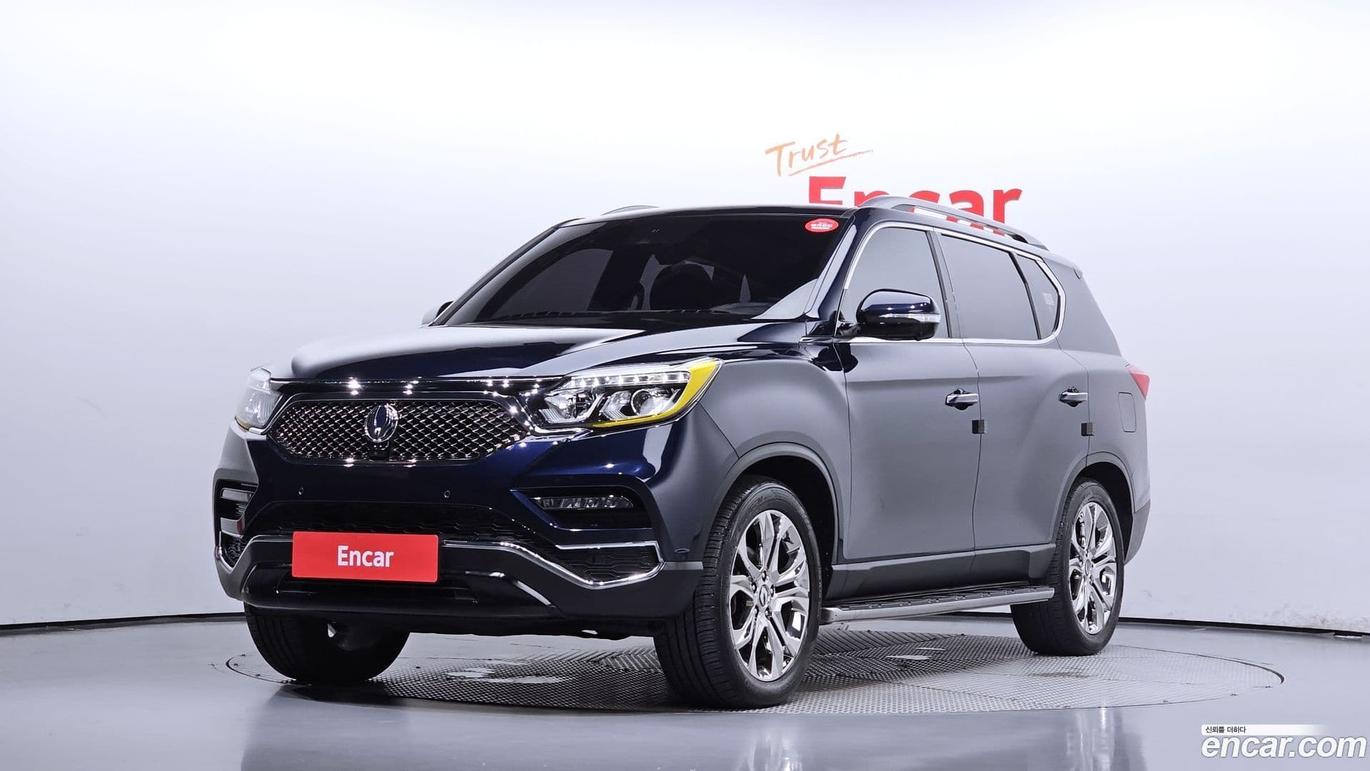 Main__Slider__Photo:Rexton KG Mobility 2018.10-0