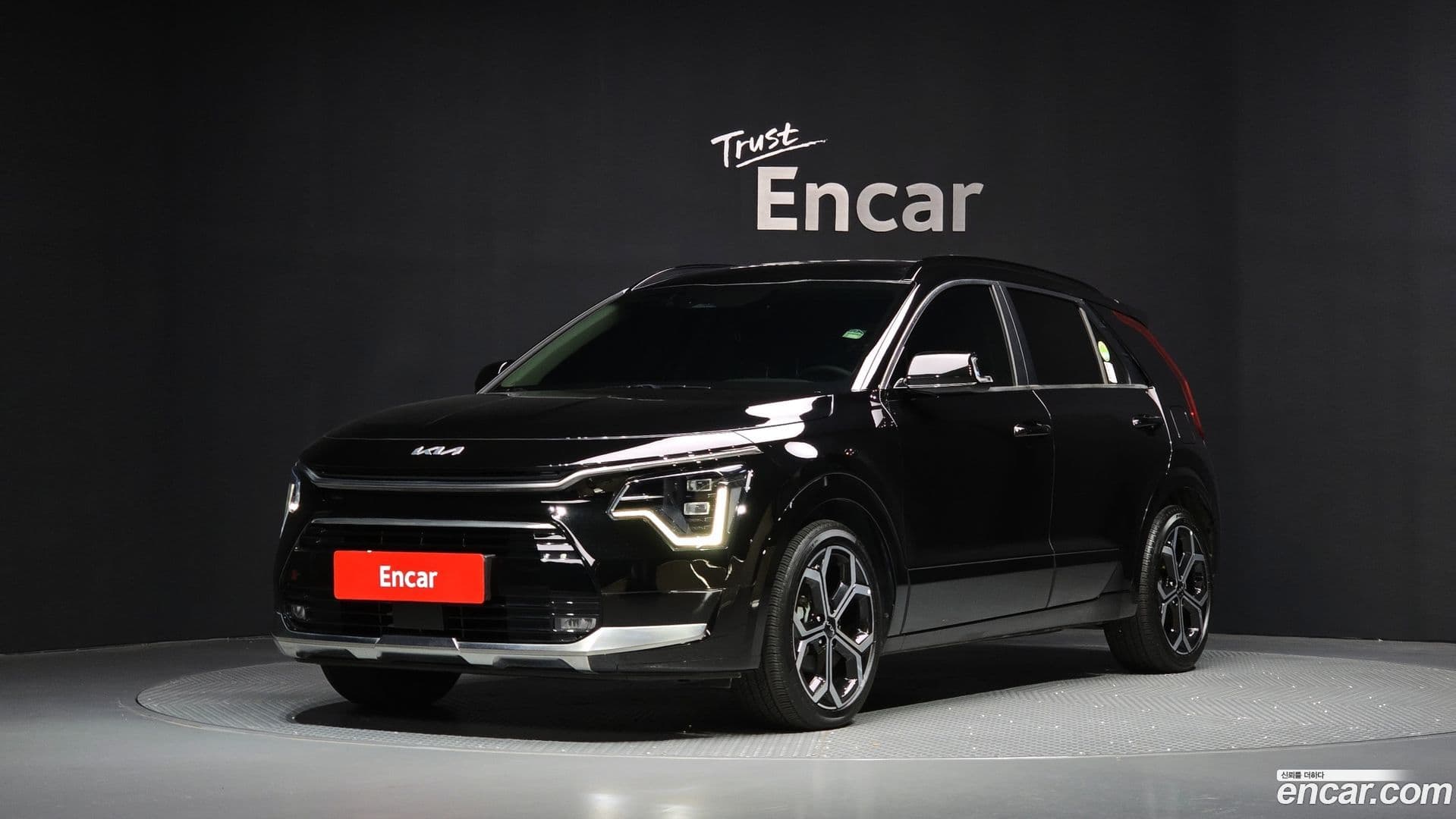 Main__Slider__Photo:Niro Kia 2023.6-0