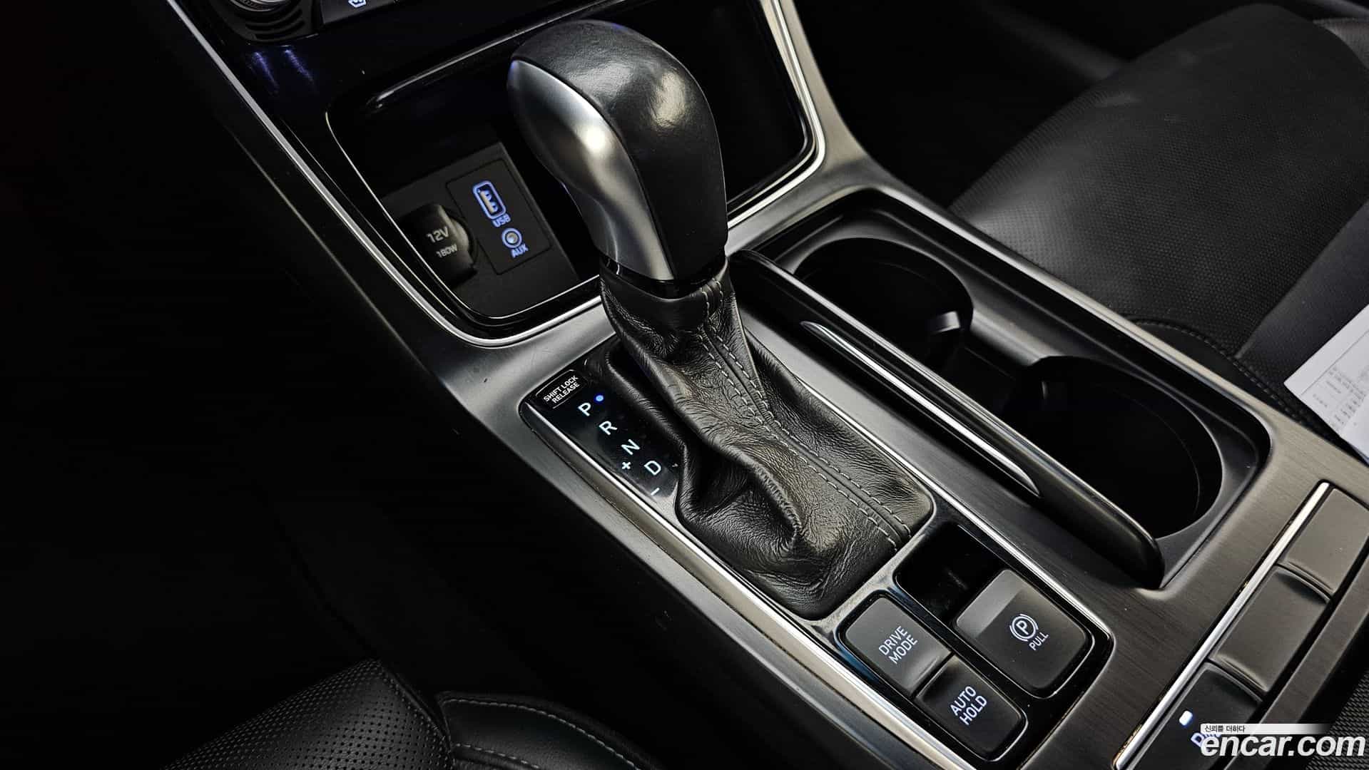 Grandeur Hyundai 2017.5-INNER-009