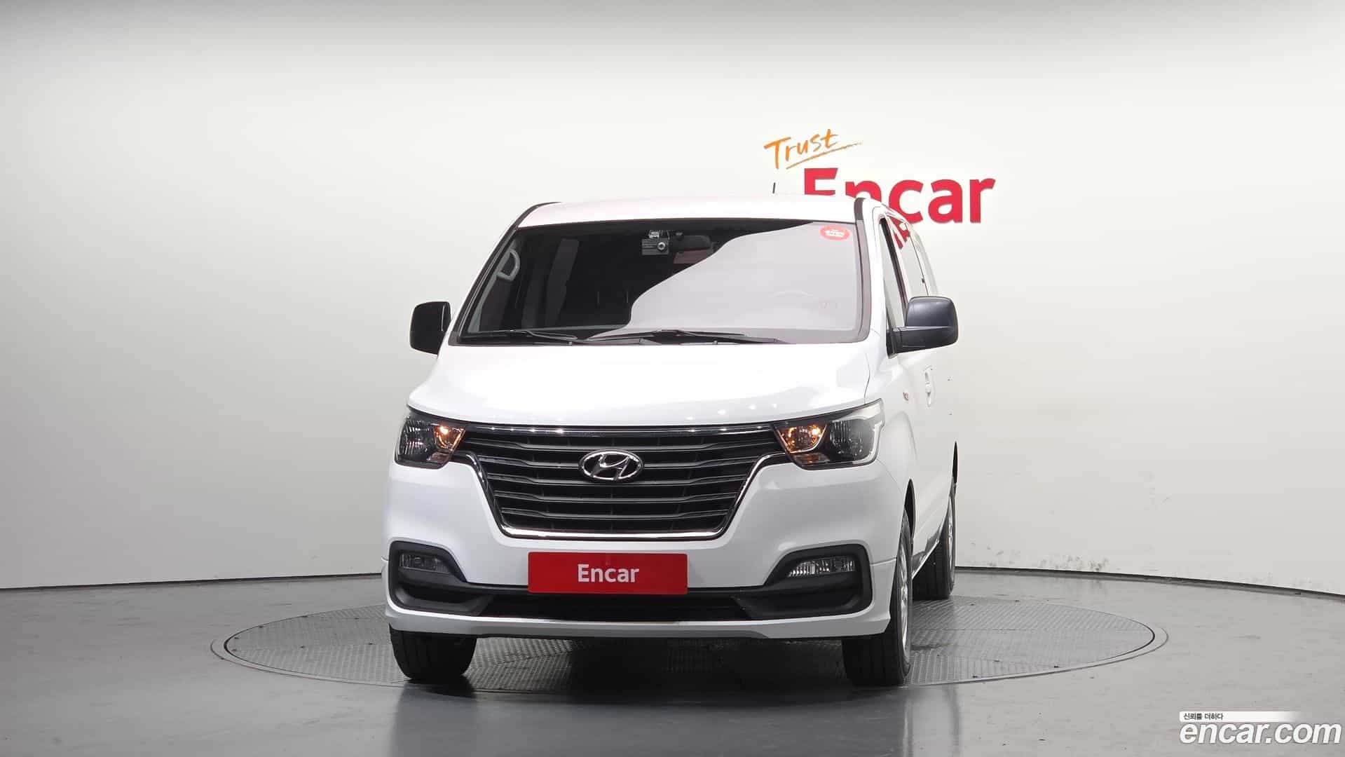 Starex Hyundai 2018.2-OUTER-003