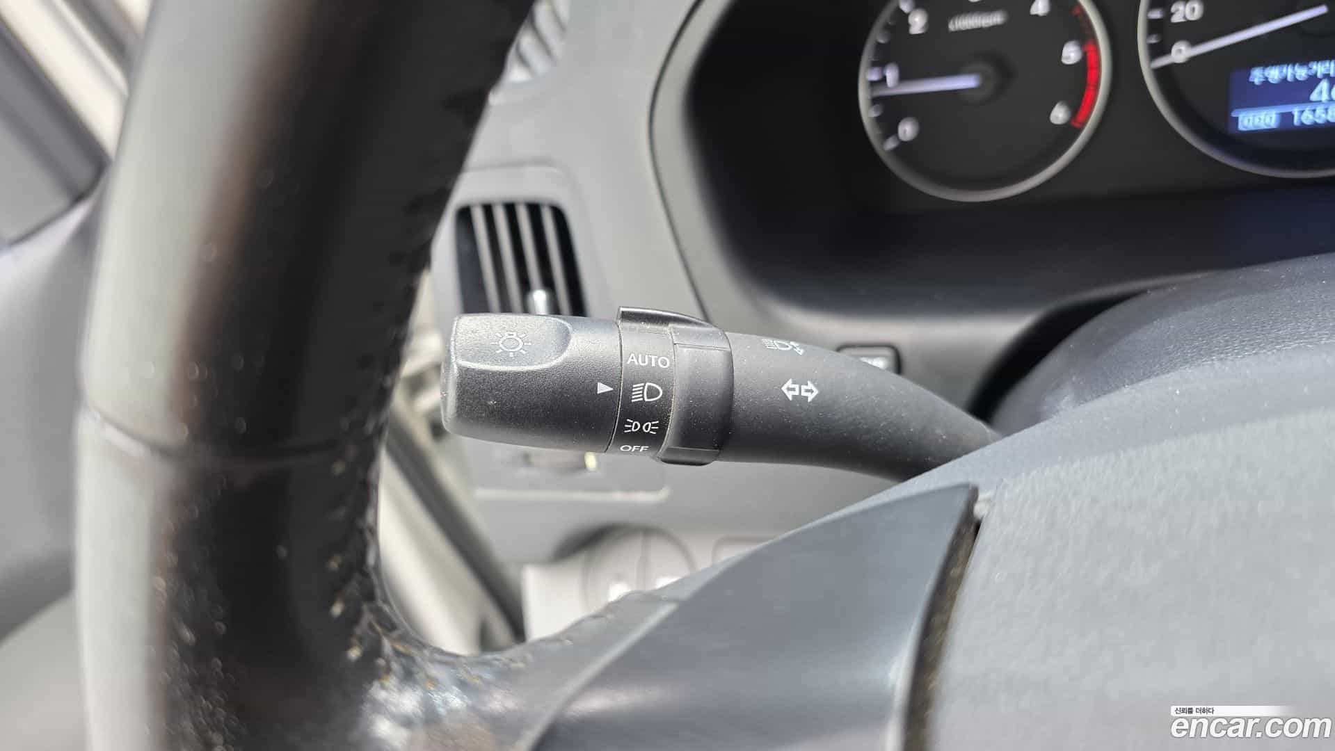 Starex Hyundai 2018.2-OPTION-020
