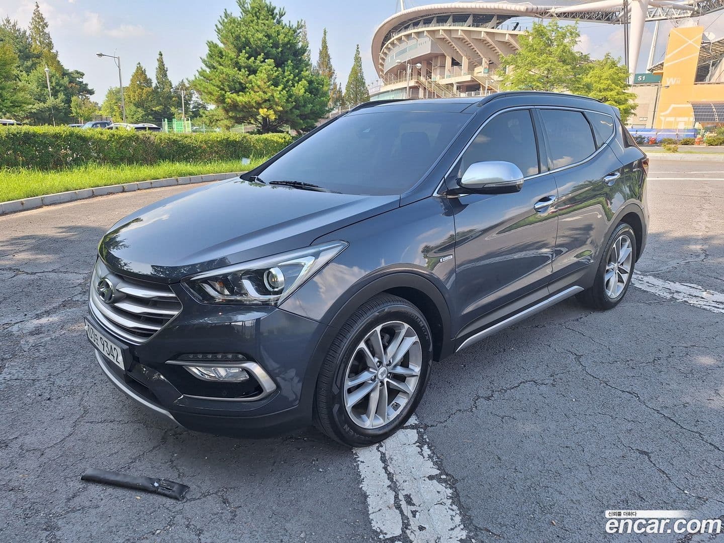 Main__Slider__Photo:Santafe Hyundai 2017.5-0
