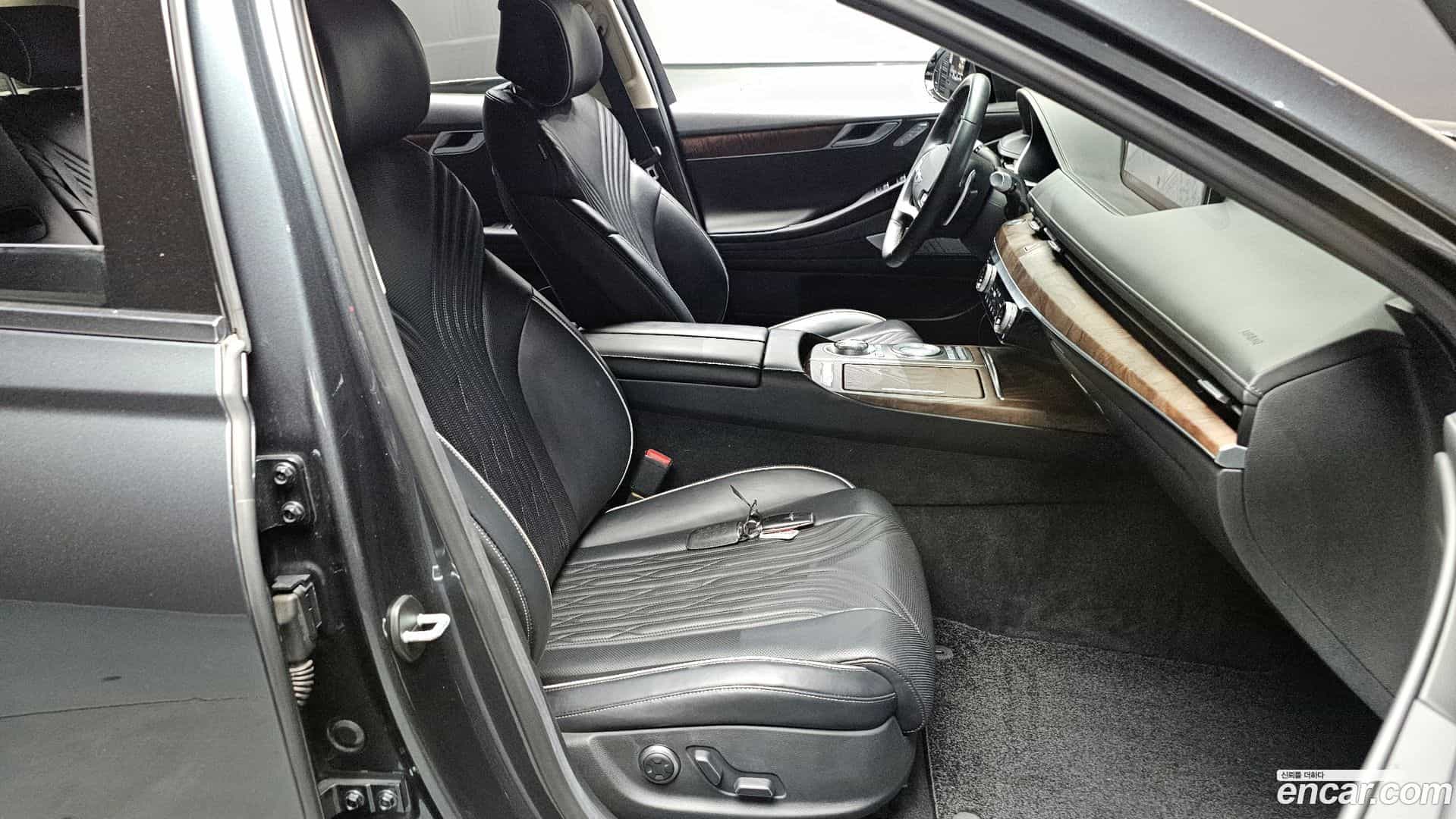 G80 Genesis 2020.7-INNER-010