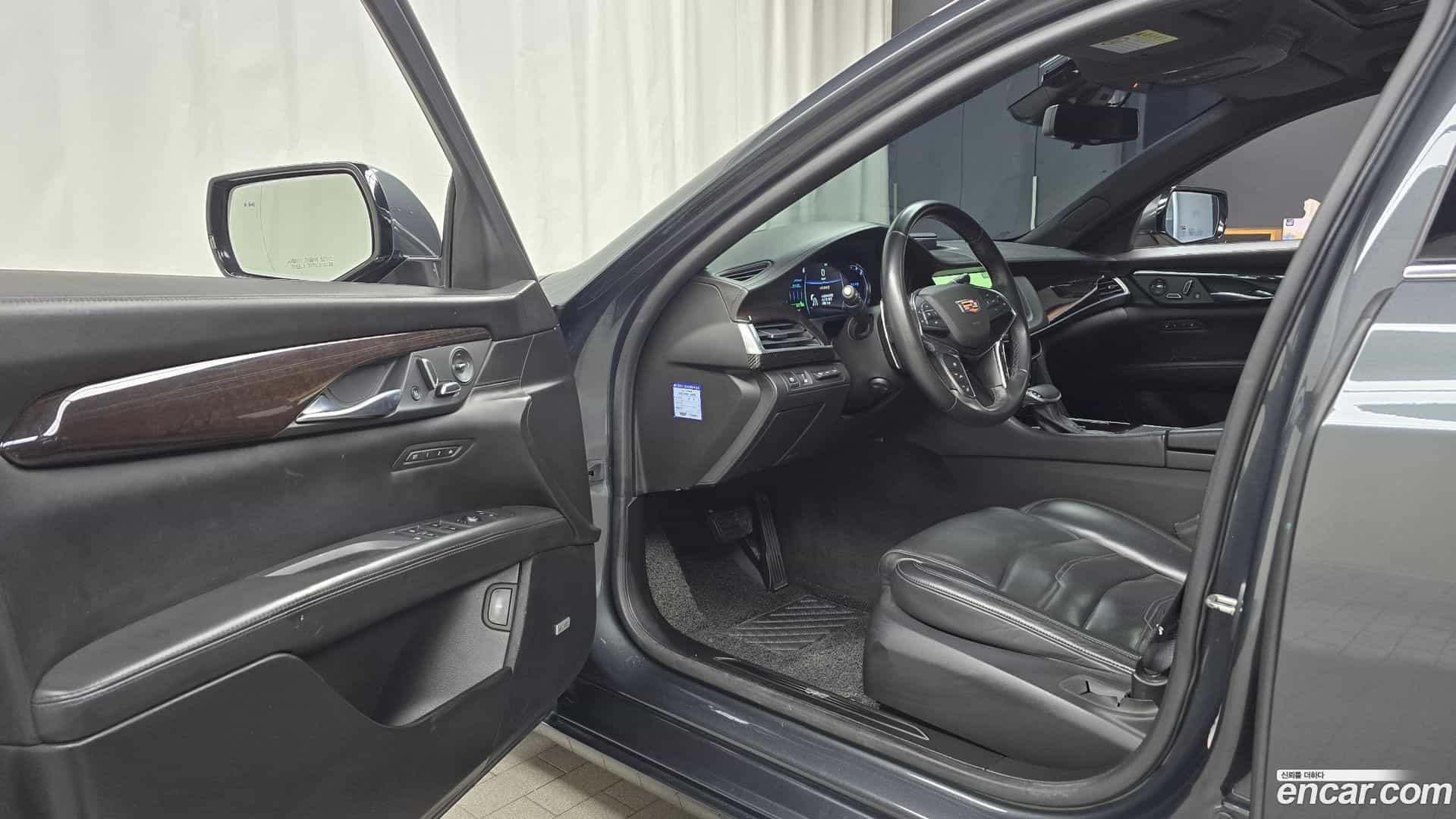 CT6 Cadillac 2017.8-OPTION-015