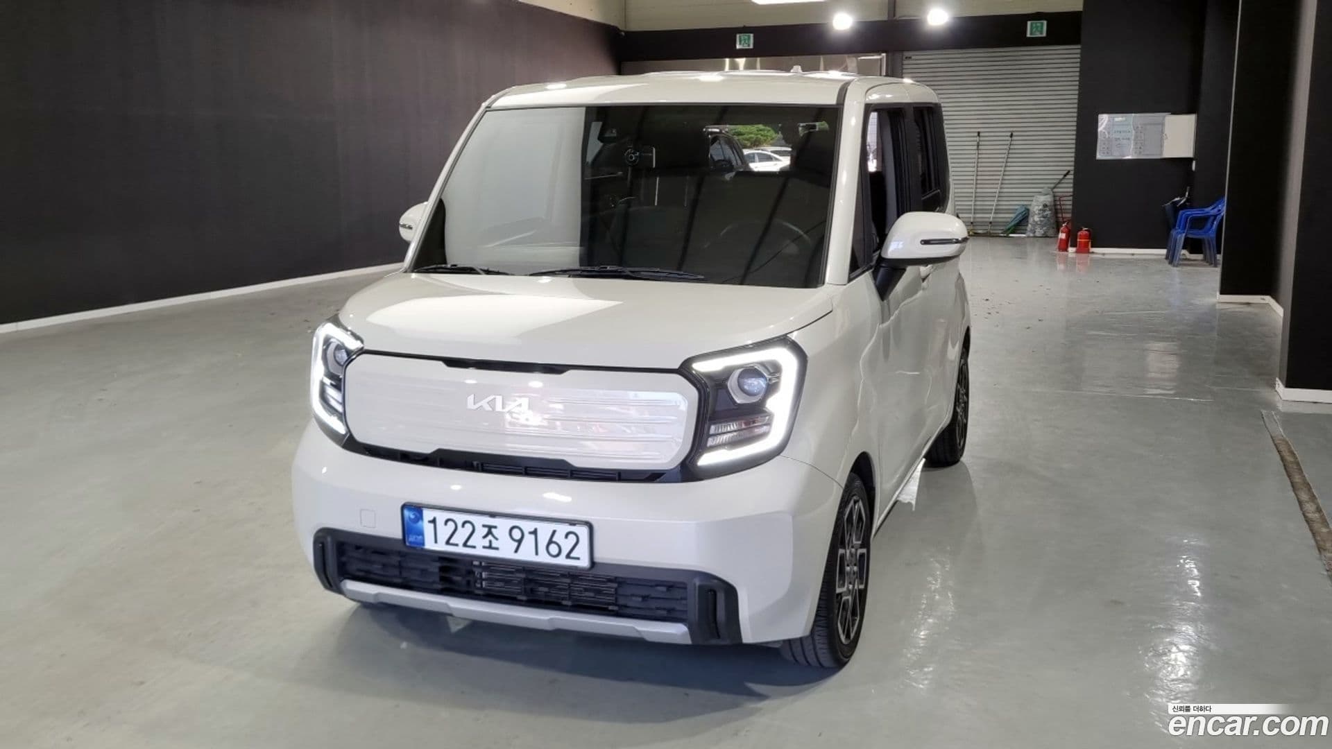 Main__Slider__Photo:RAY Kia 2023.6-0