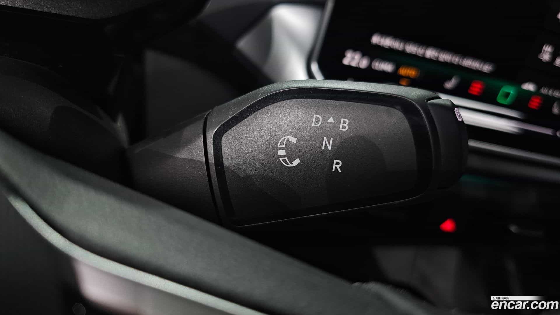 ID.4 Volkswagen 2025.2-INNER-009