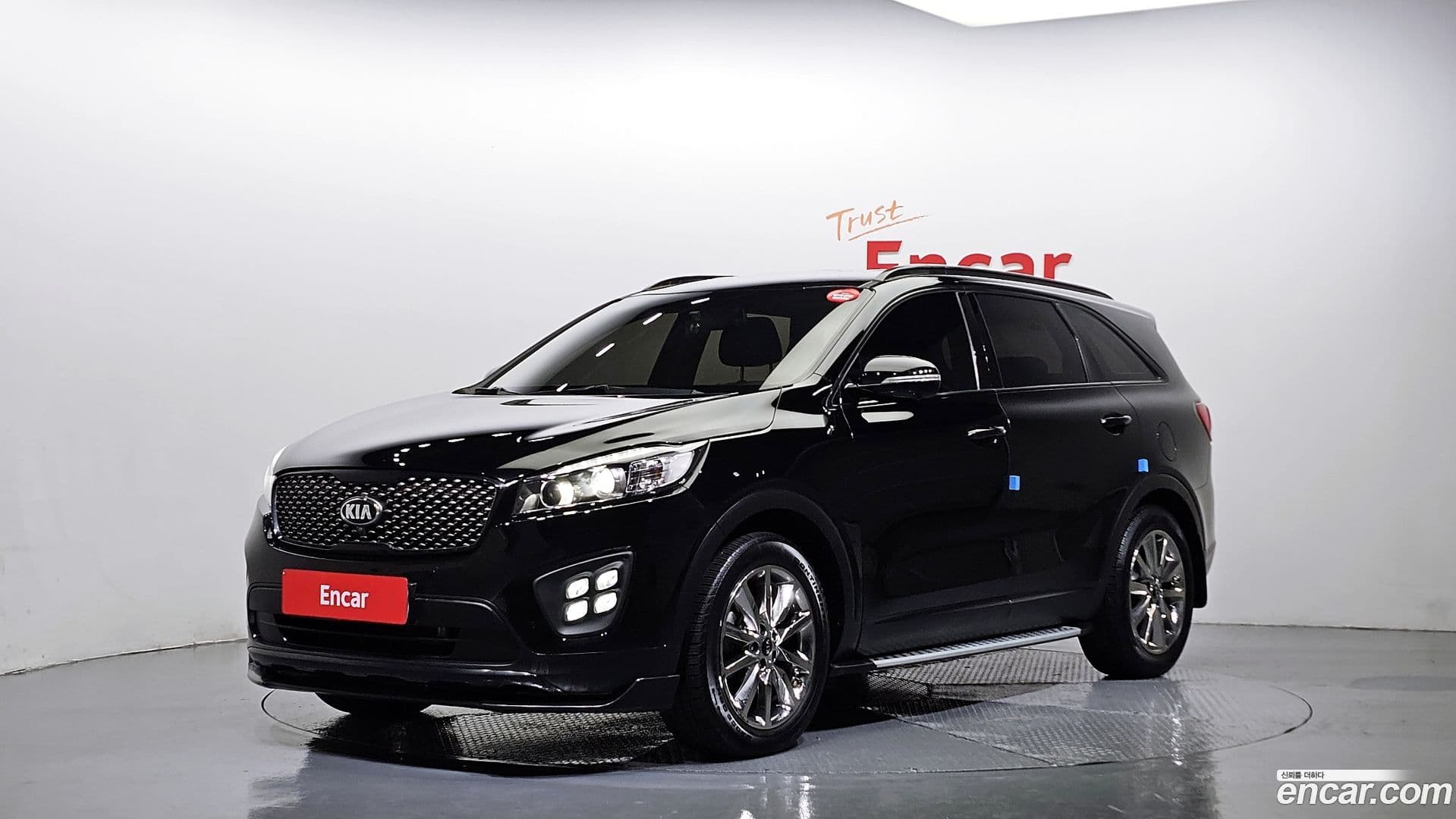 Main__Slider__Photo:Sorento Kia 2016.4-0