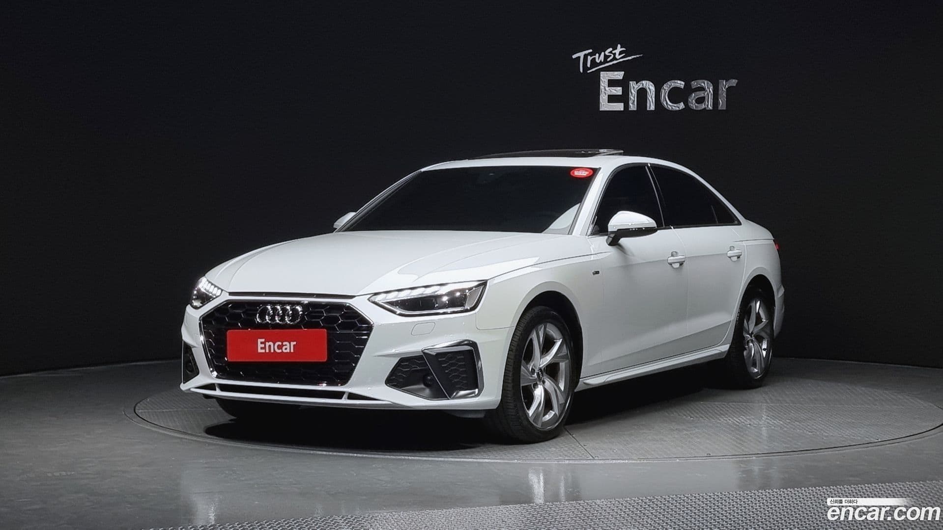 Main__Slider__Photo:A4 Audi 2021.5-0