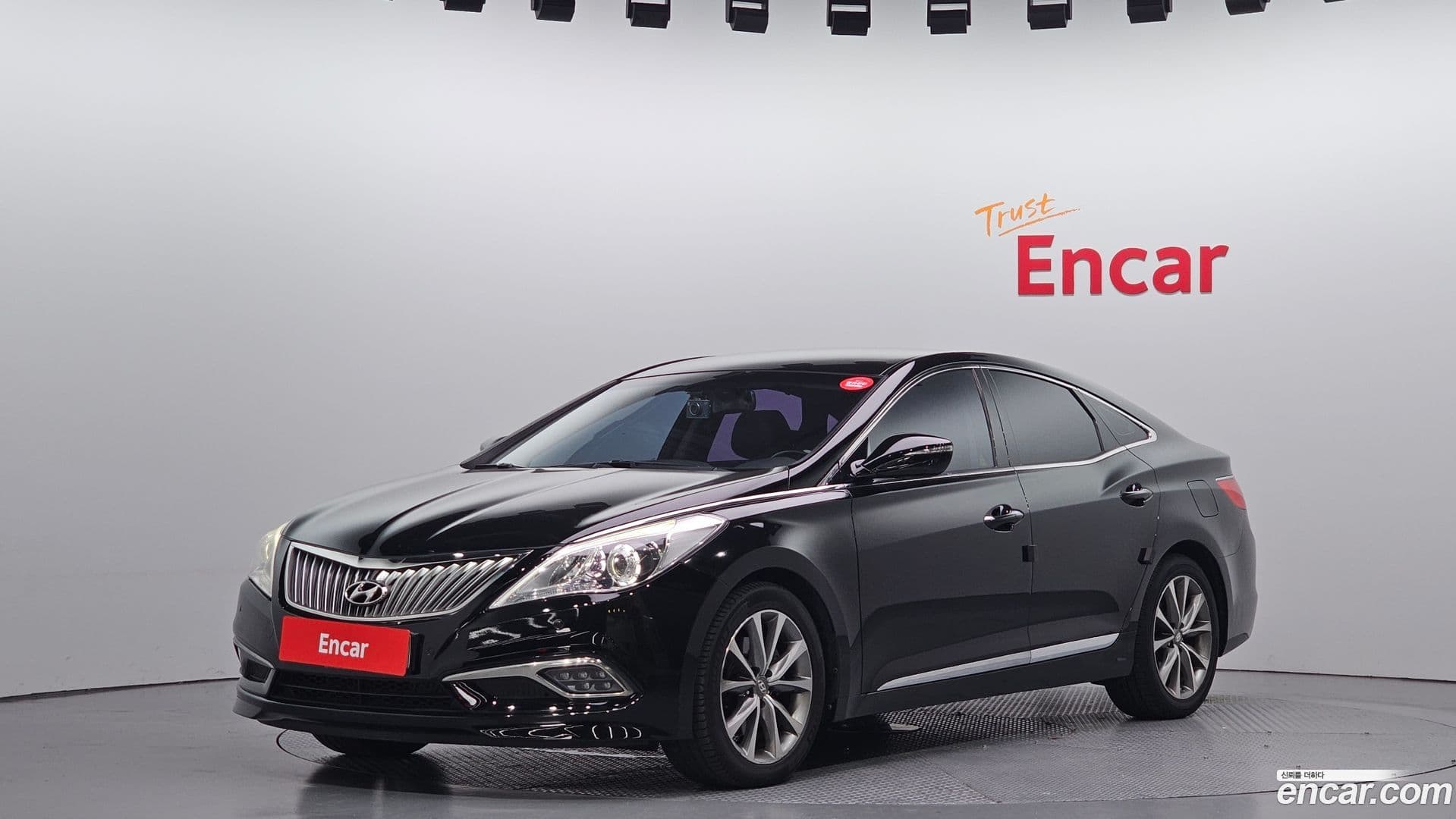 Main__Slider__Photo:Grandeur Hyundai 2014.5-0