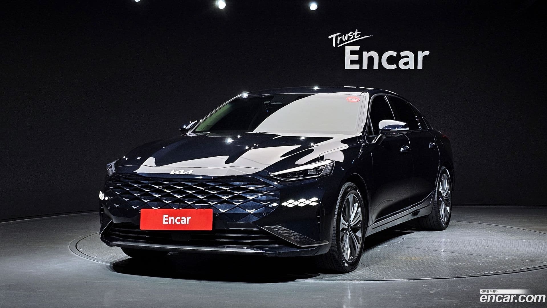 Main__Slider__Photo:K8 Kia 2021.4-0