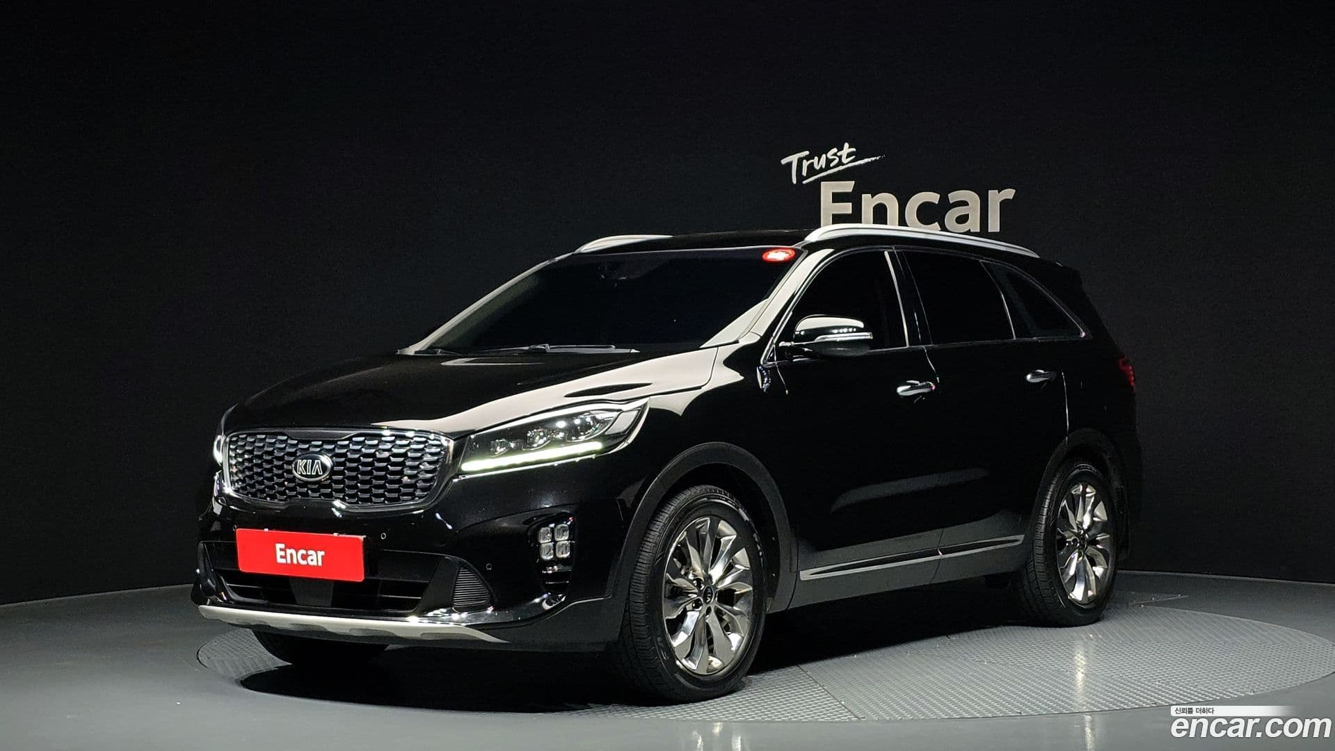Main__Slider__Photo:Sorento Kia 2018.5-0