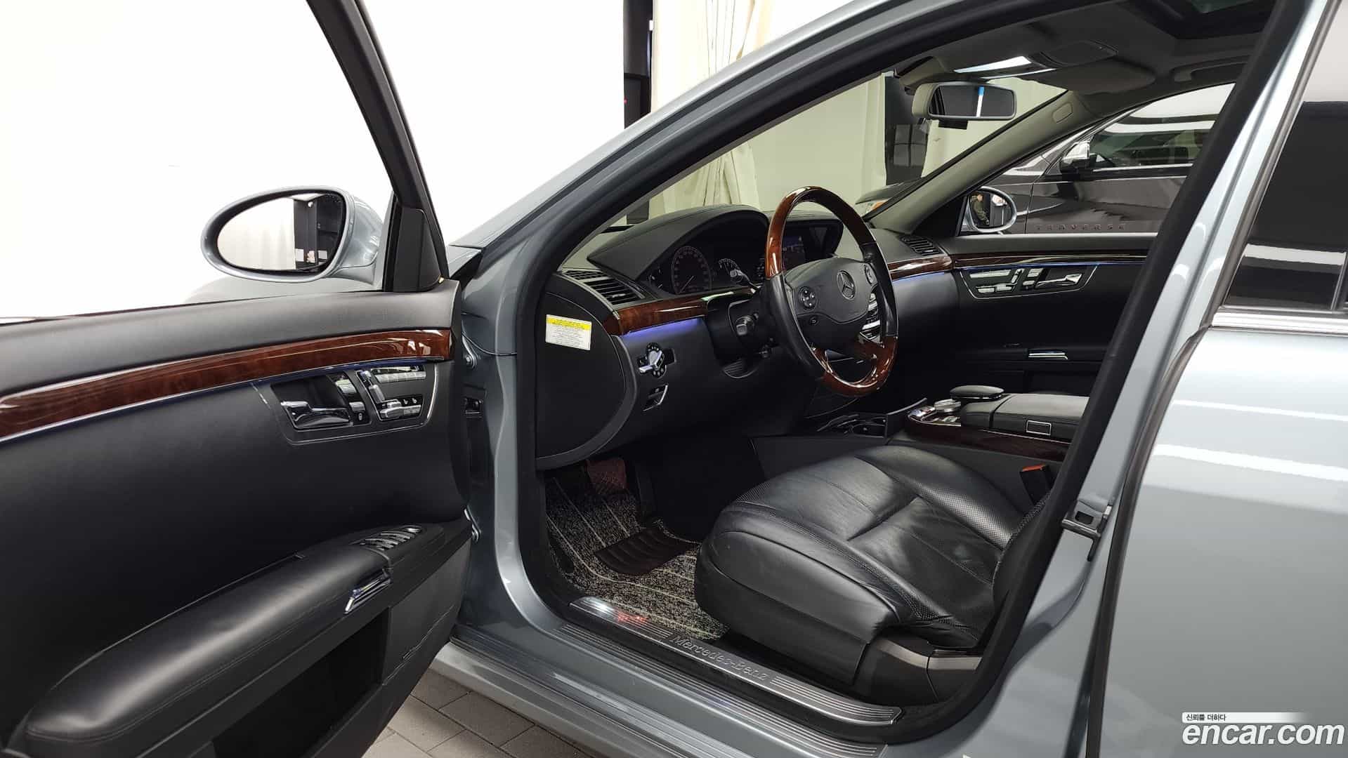 S-Class Mercedes-Benz 2008.3-INNER-010