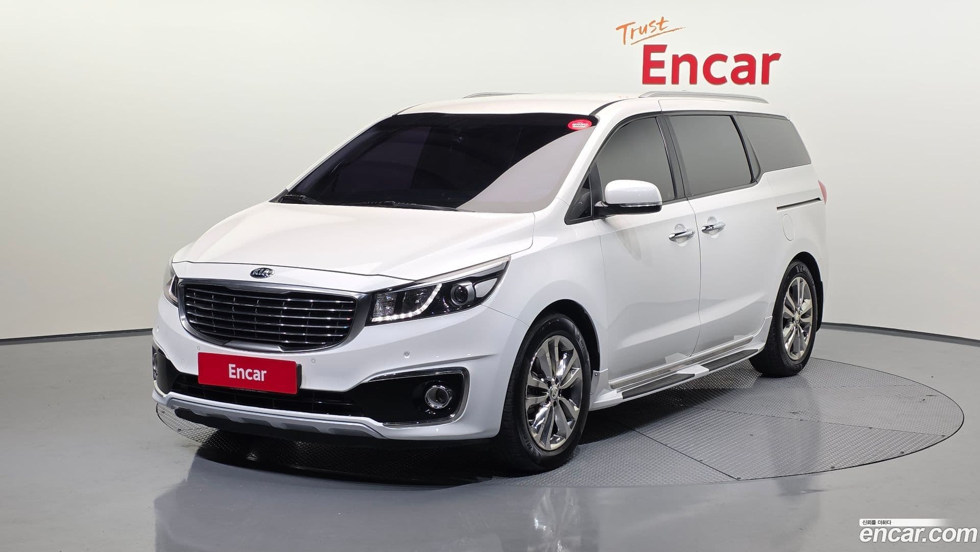 Main__Slider__Photo:Canival Kia 2015.5-0